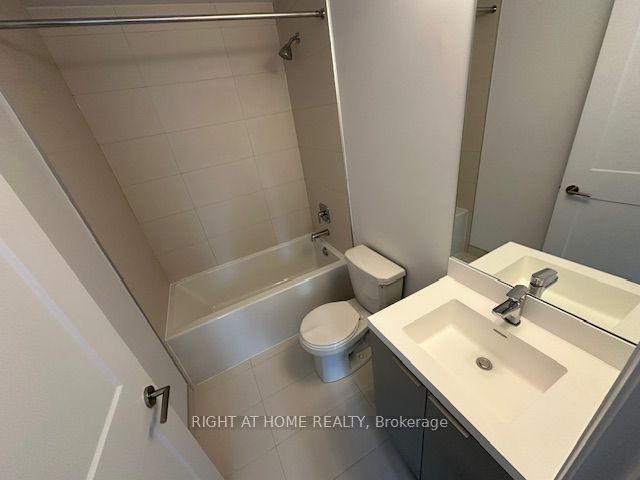50 Dunfield Avenue 619 Property Photo 17