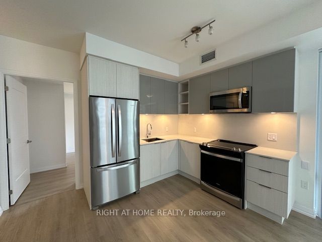 50 Dunfield Avenue 619 Property Photo 19