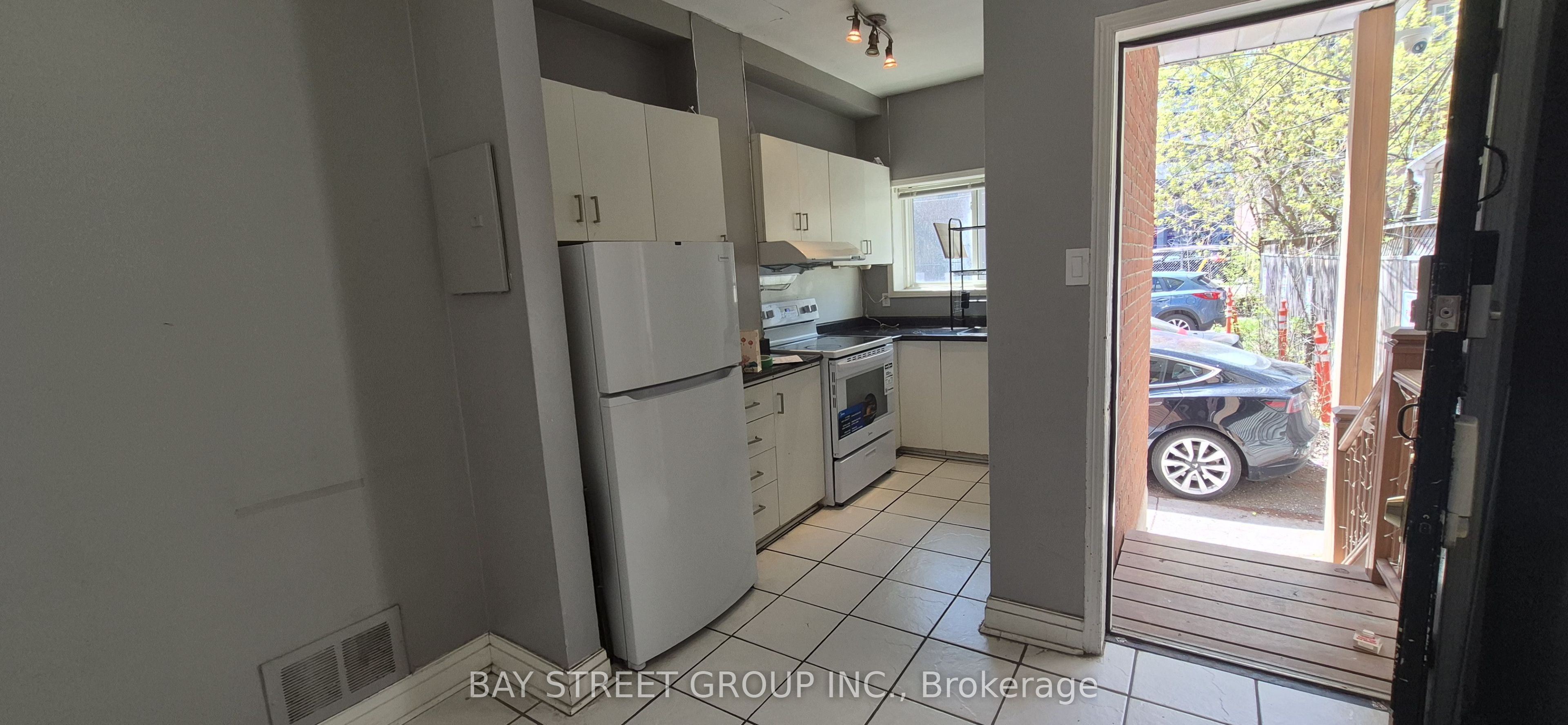 6 Ferndale Avenue Property Photo 6