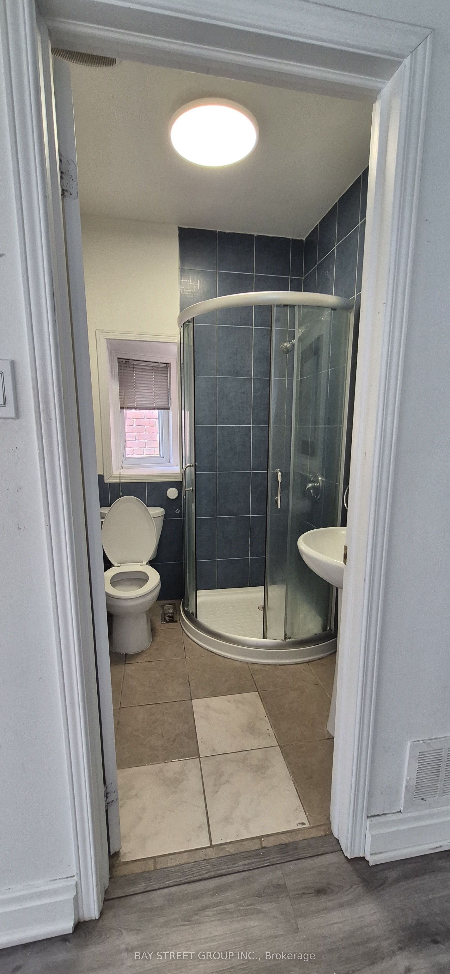6 Ferndale Avenue Property Photo 28