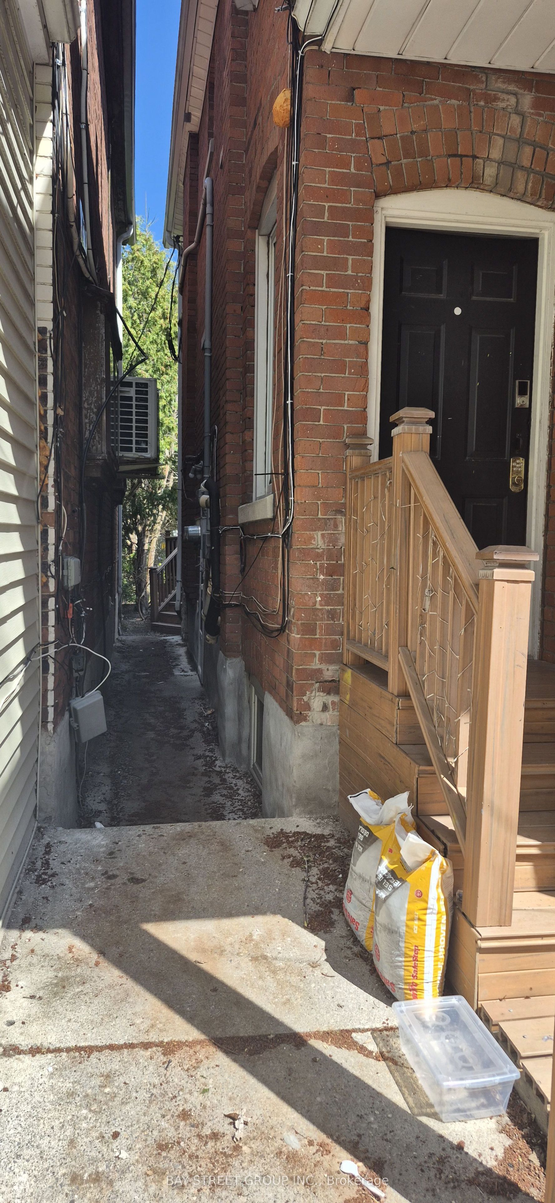 6 Ferndale Avenue Property Photo 30