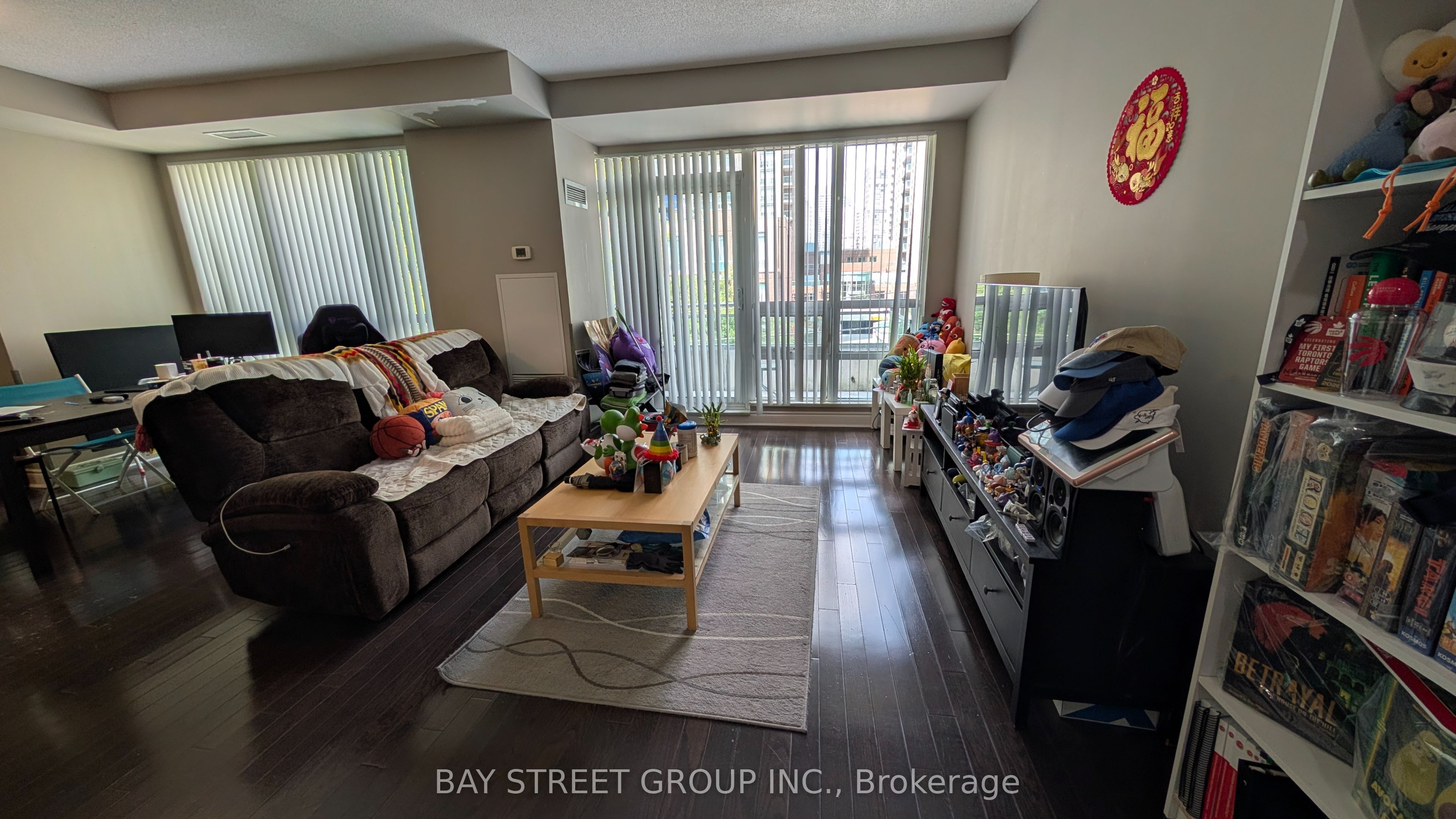 21 Olive Avenue Th201 Property Photo 4