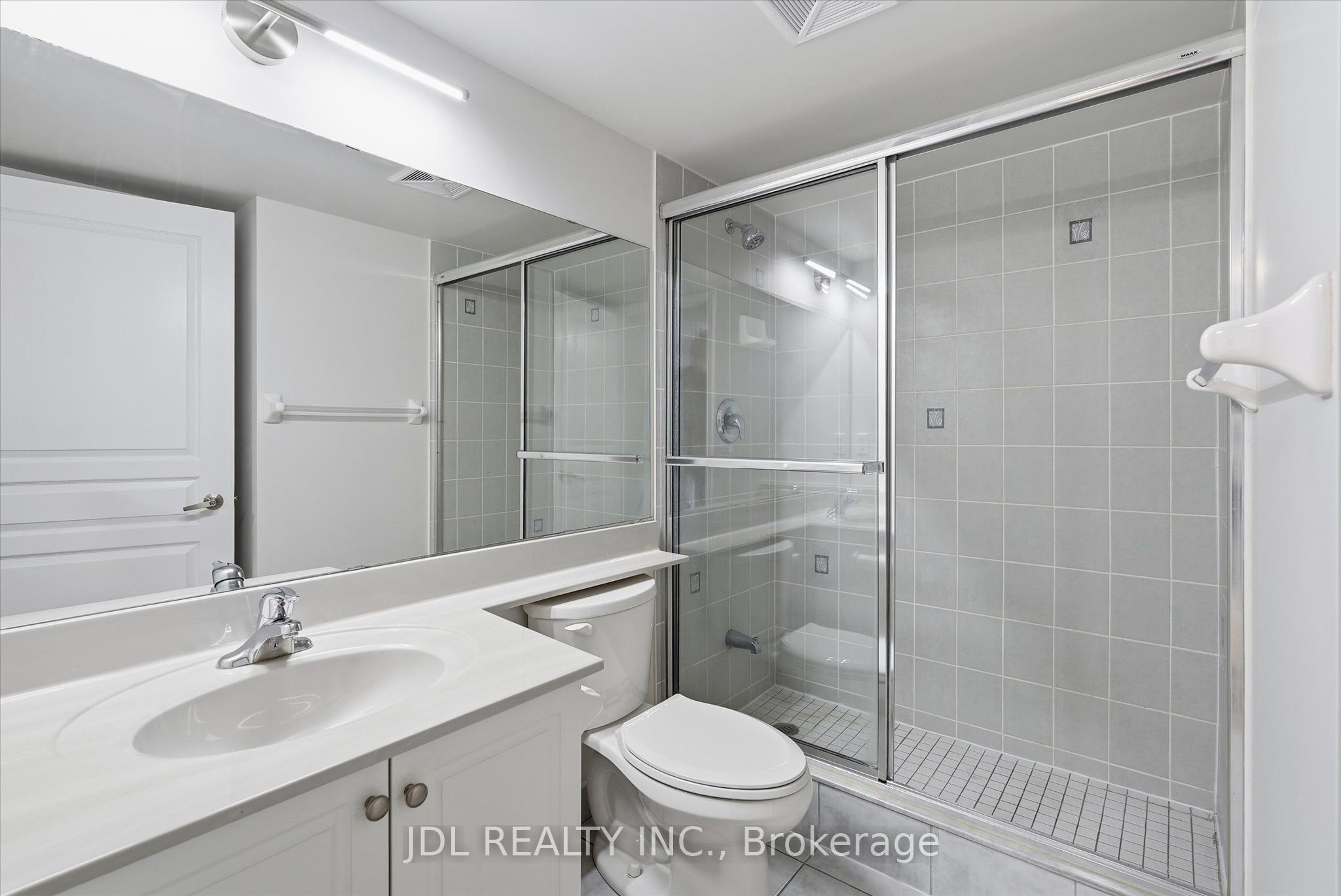 503 Beecroft Road 516 Property Photo 20