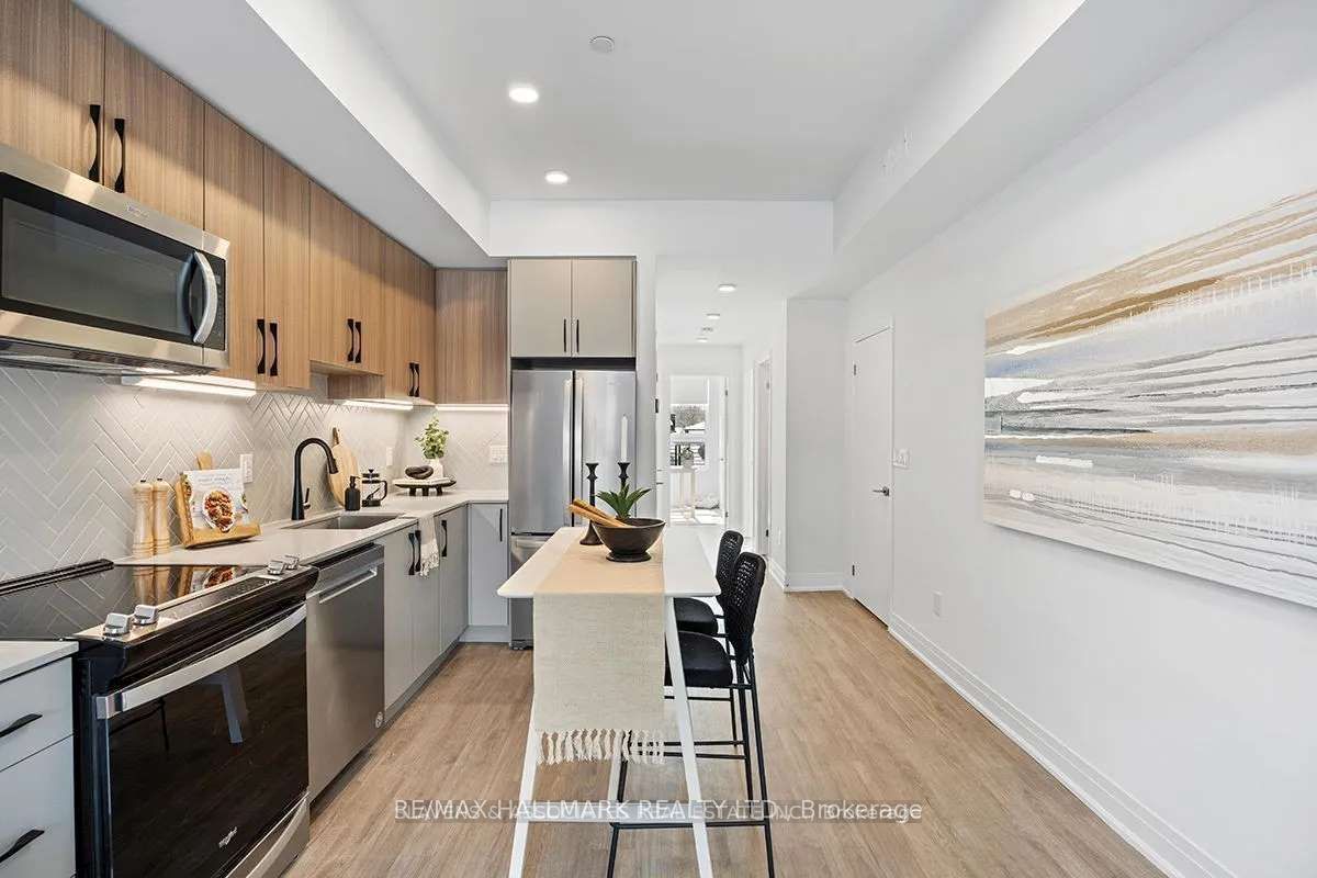 15 Brenthall Avenue 15 Property Photo 2