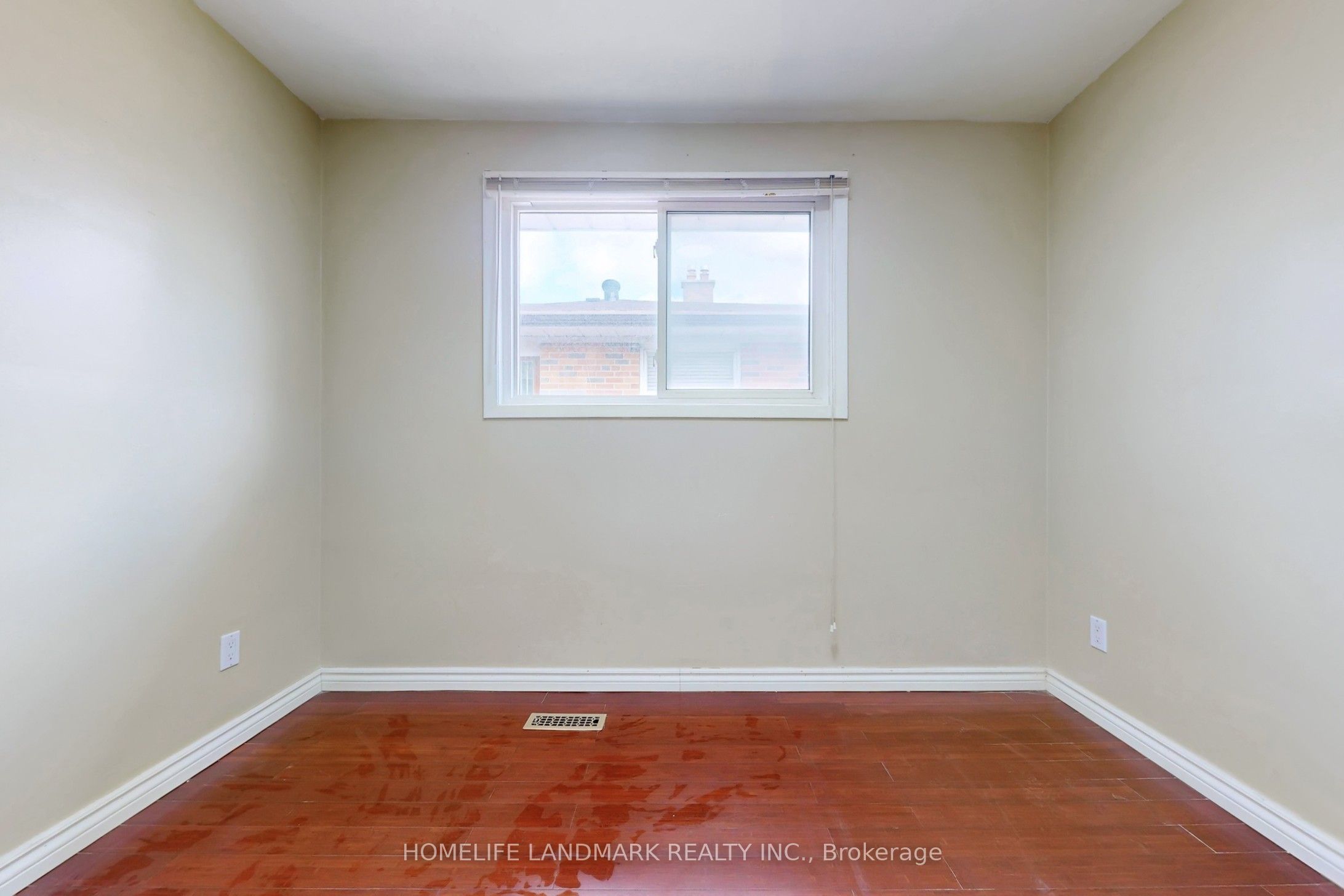225 Pineway Boulevard Property Photo 15