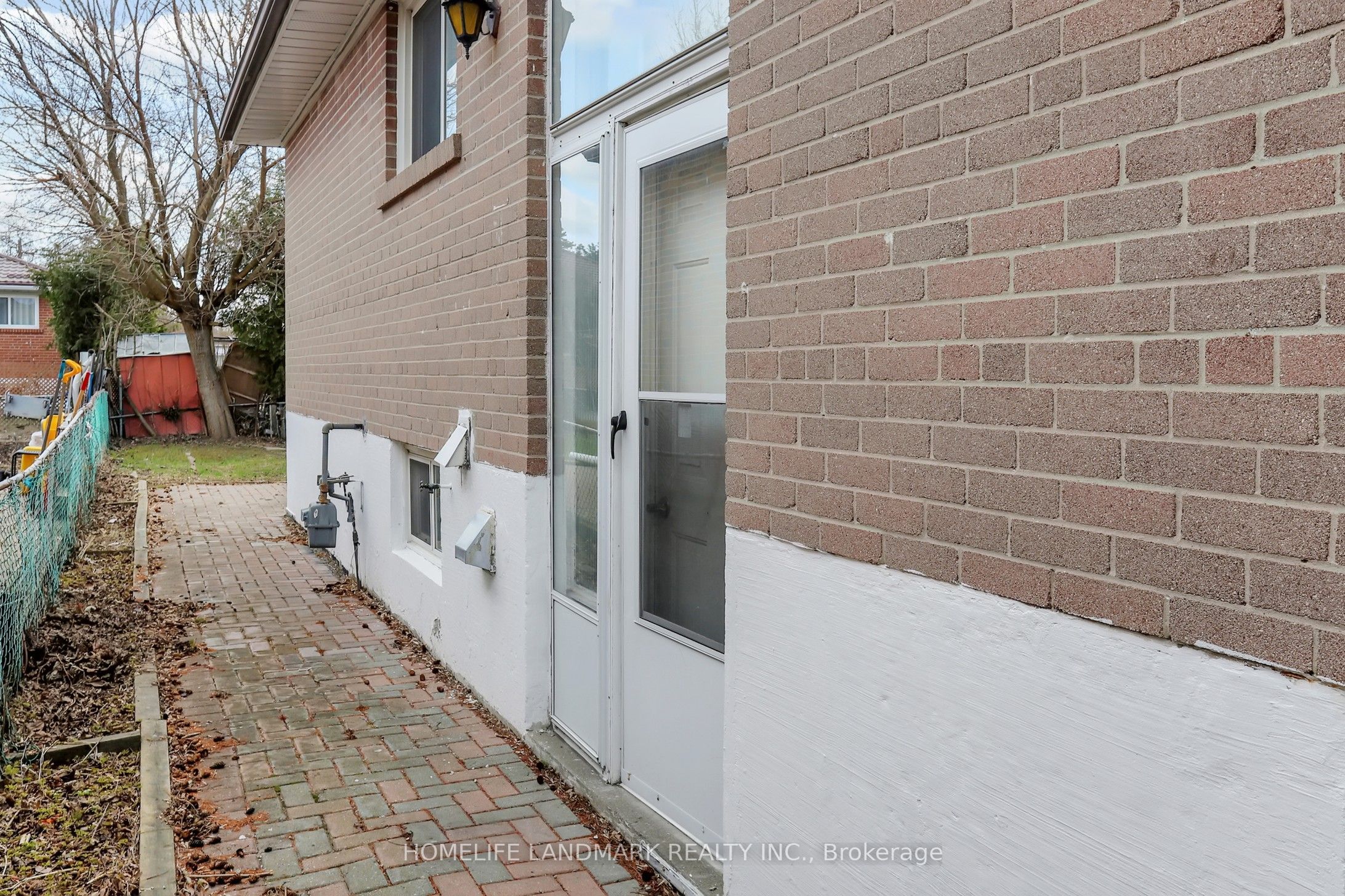 225 Pineway Boulevard Property Photo 19
