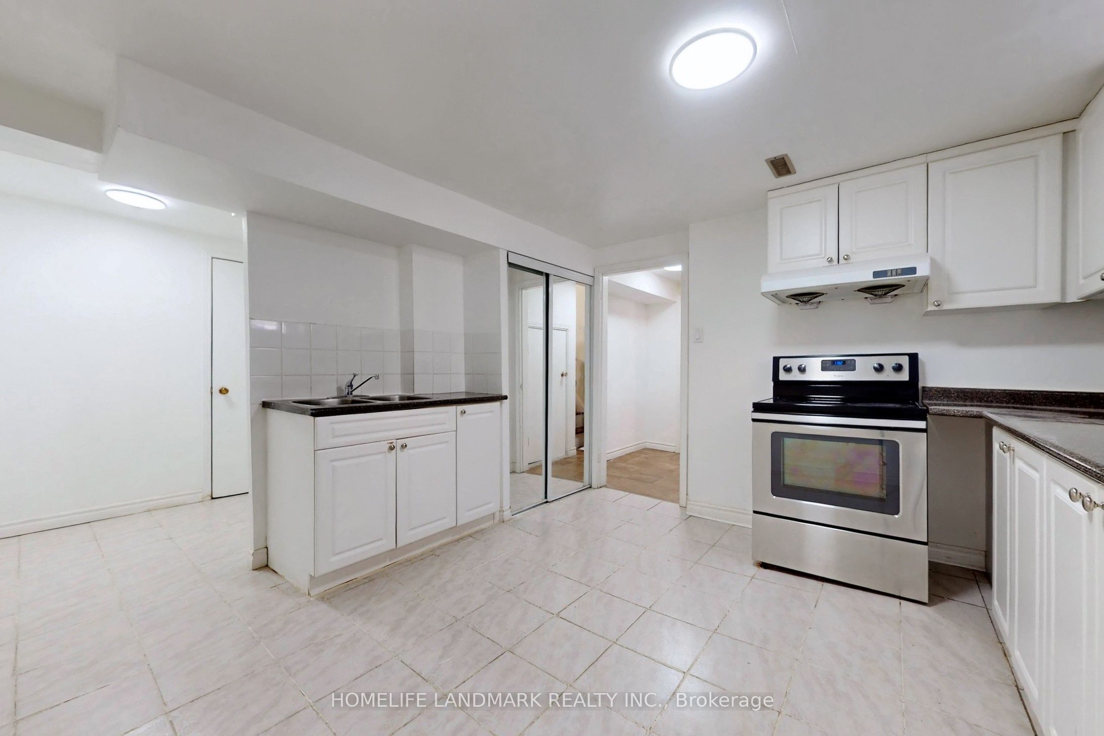 225 Pineway Boulevard Property Photo 23