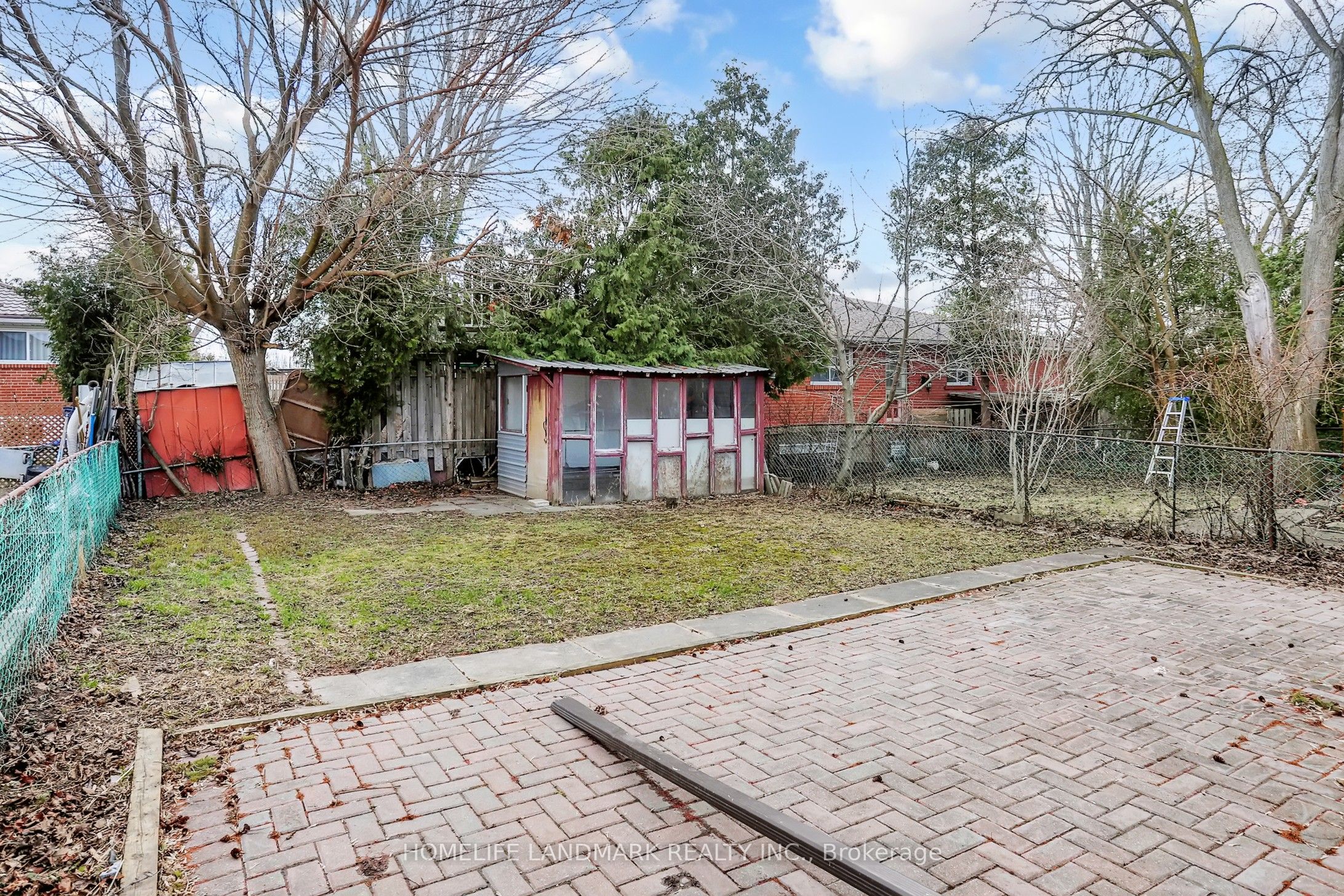225 Pineway Boulevard Property Photo 31