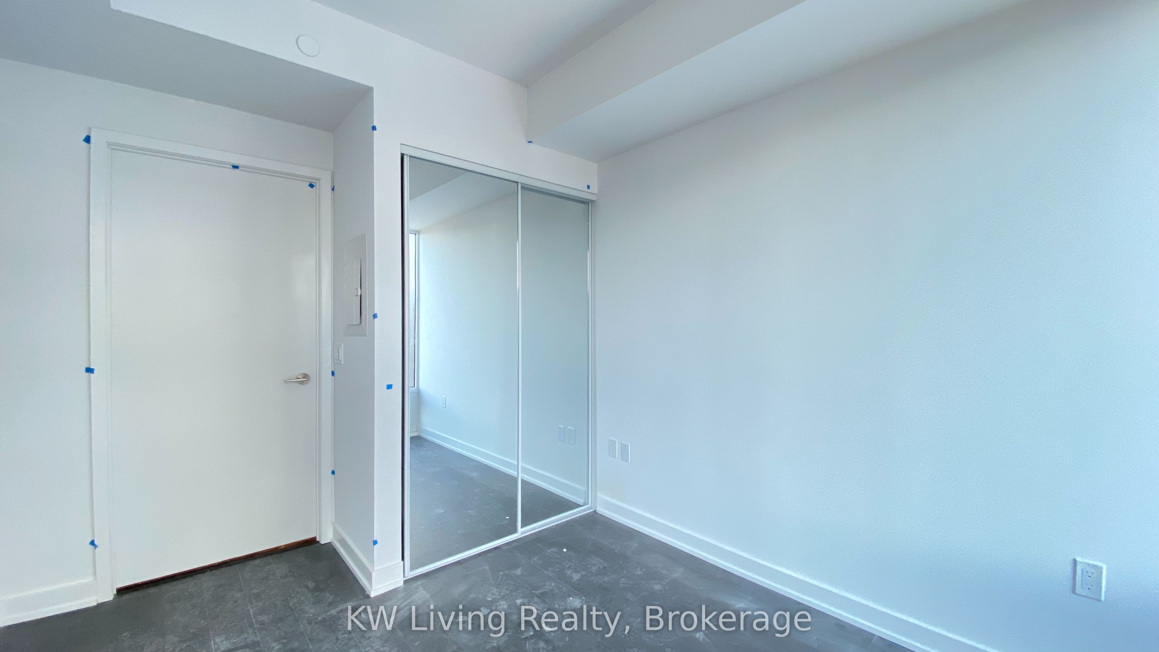 238 Simcoe Street 3208 Property Photo 15