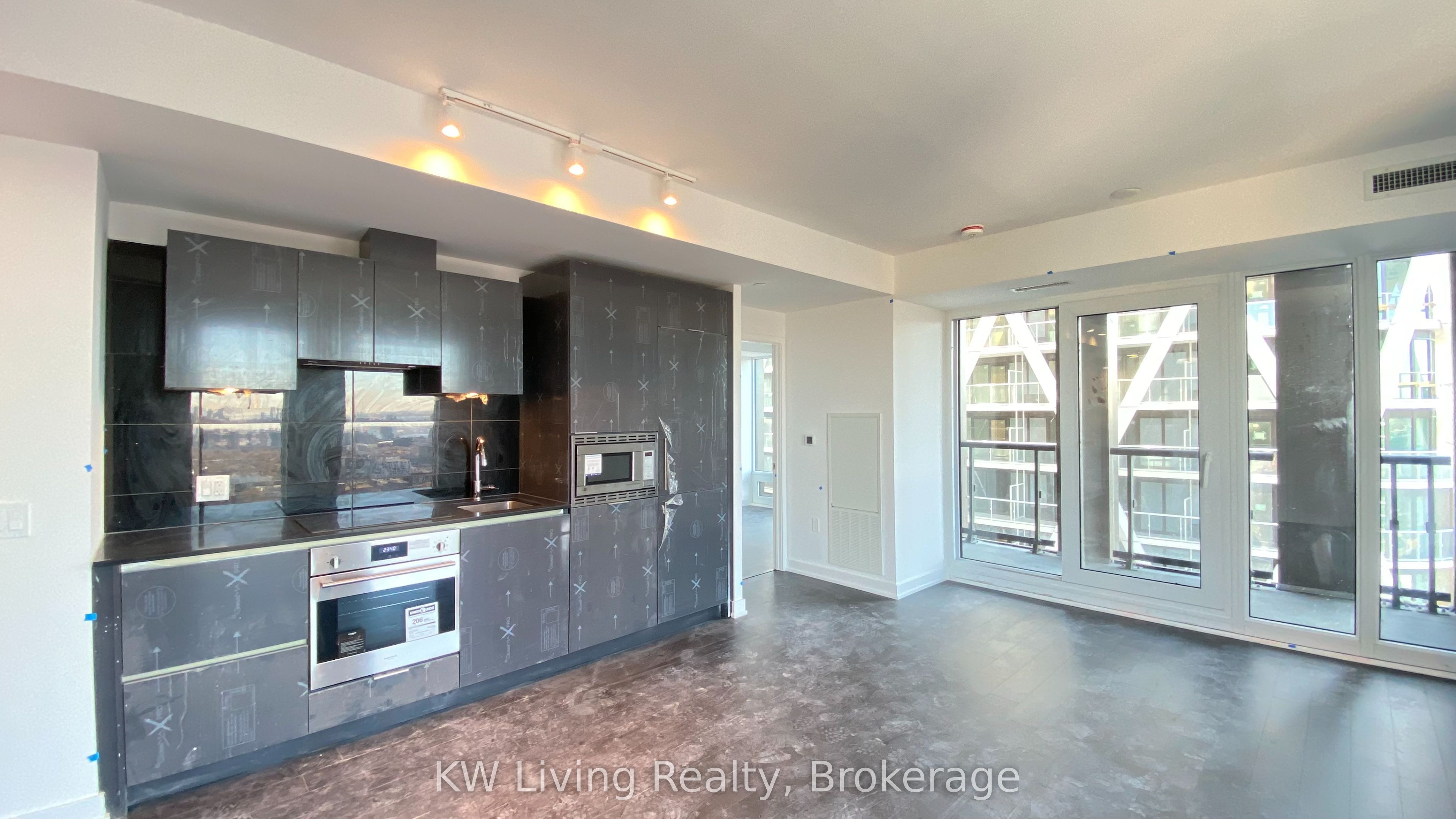 238 Simcoe Street 3208 Property Photo 28