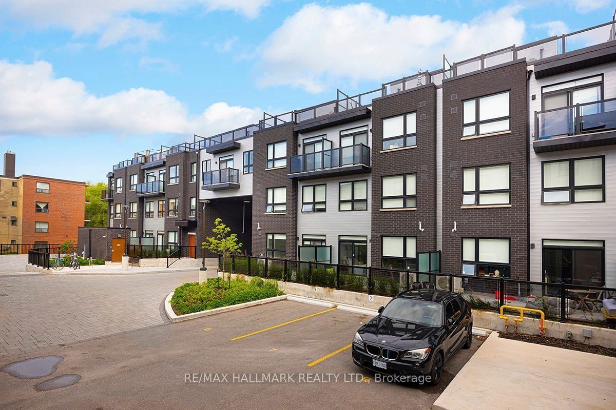 15 Brenthall Avenue 6 Property Photo 2