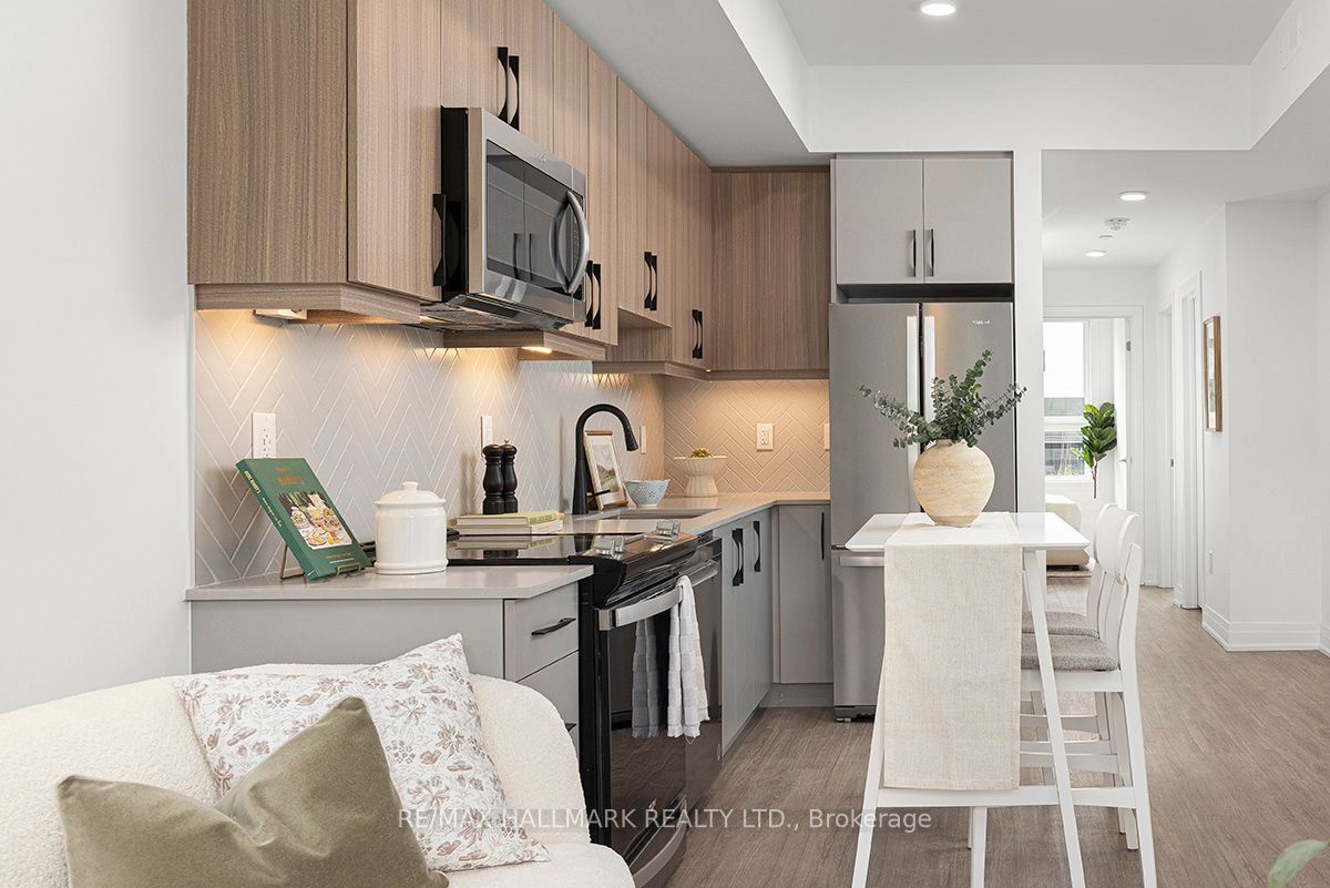 15 Brenthall Avenue 6 Property Photo 3