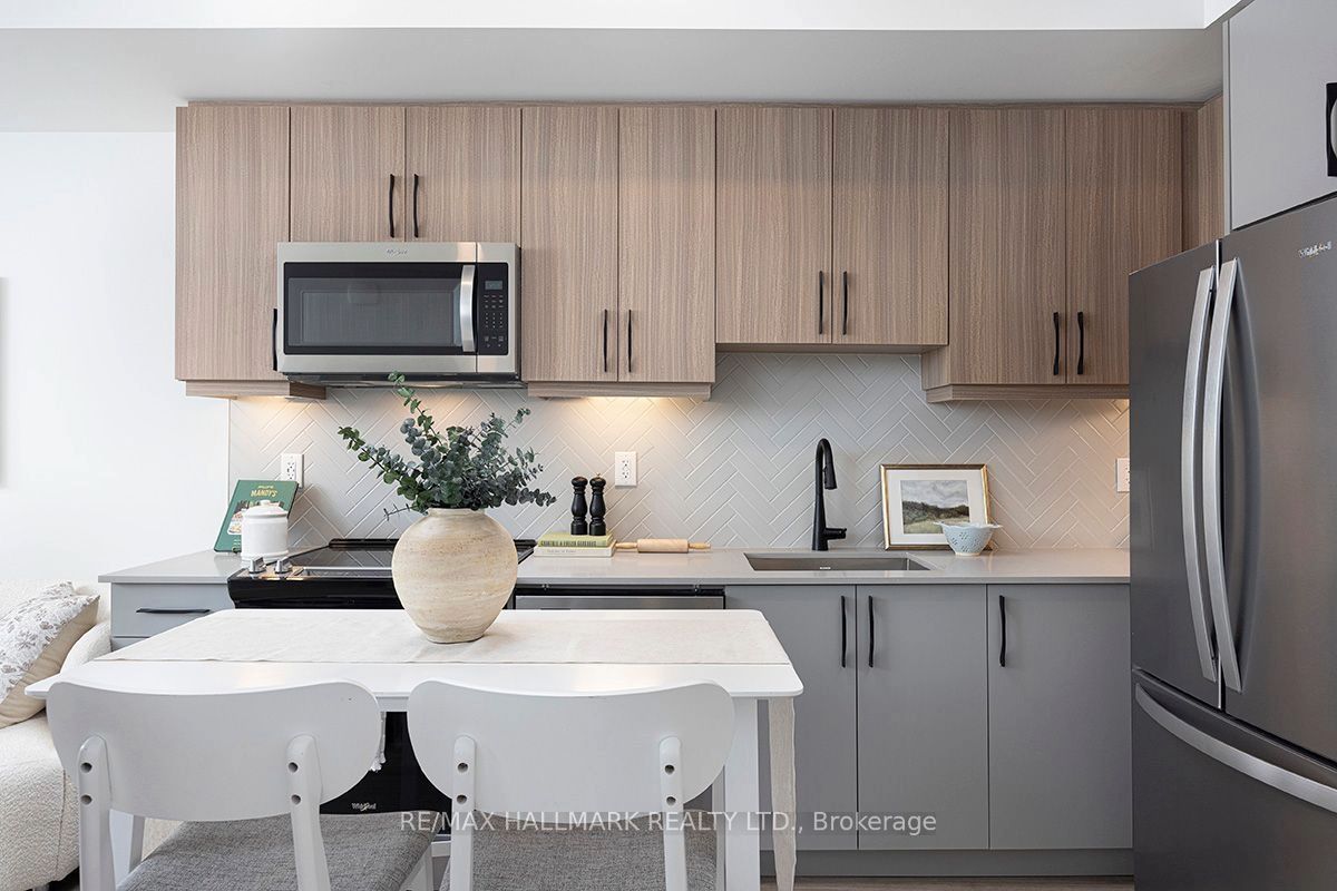 15 Brenthall Avenue 6 Property Photo 4