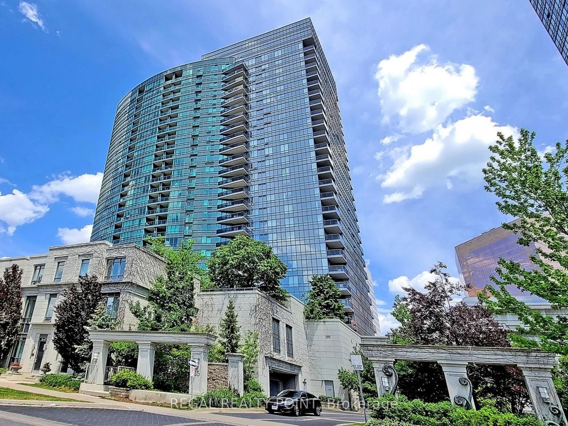 25 Greenview Avenue 2118