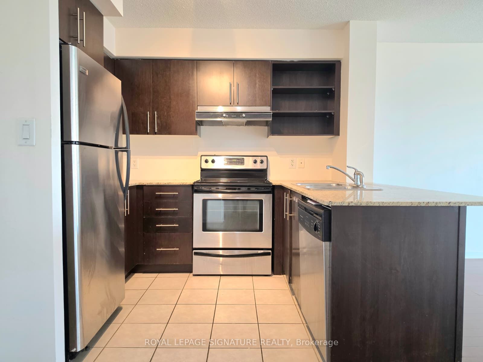 120 Dallimore Circle 504 Property Photo 11
