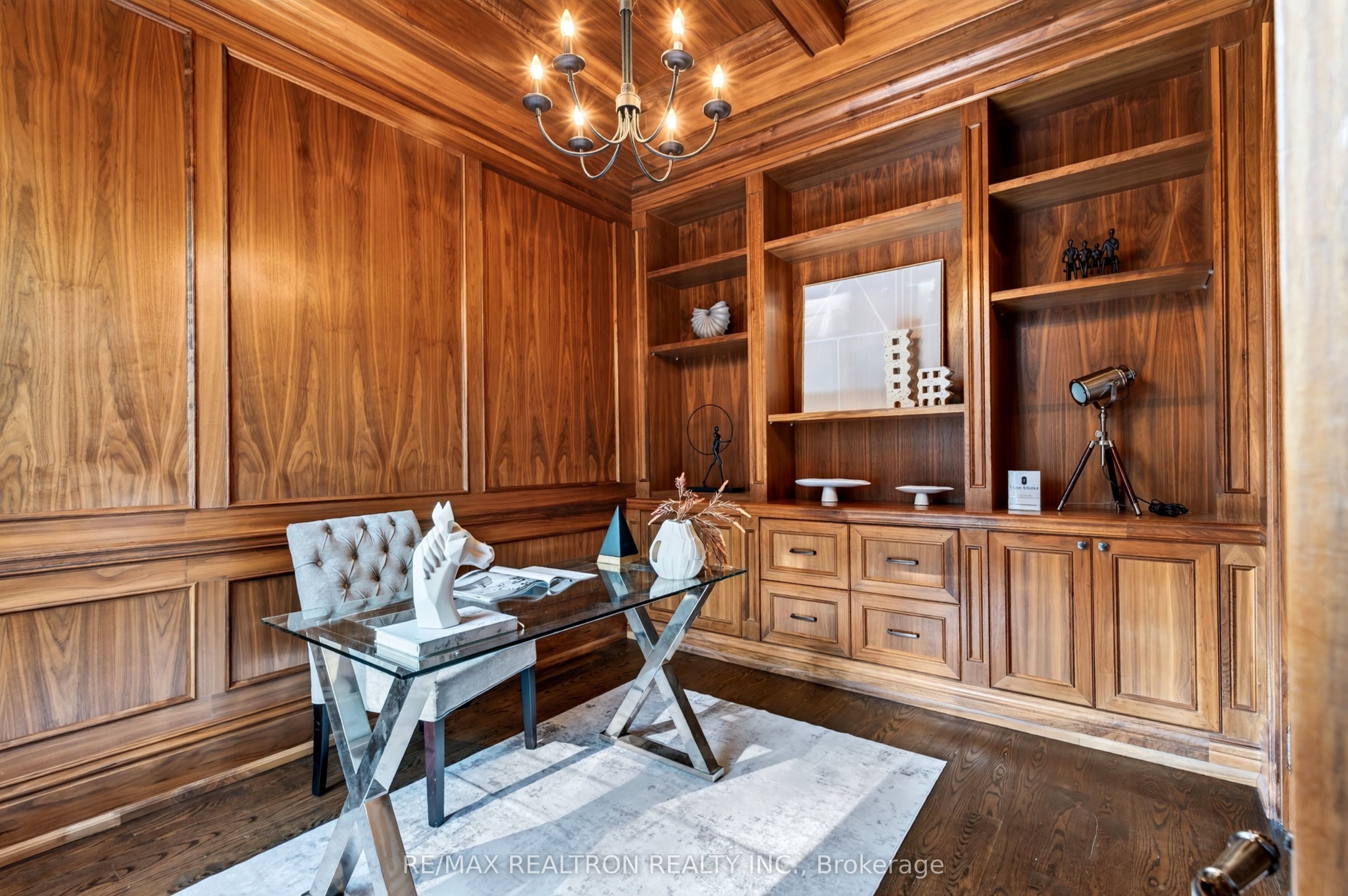 5 Lloydminster Crescent Property Photo 8