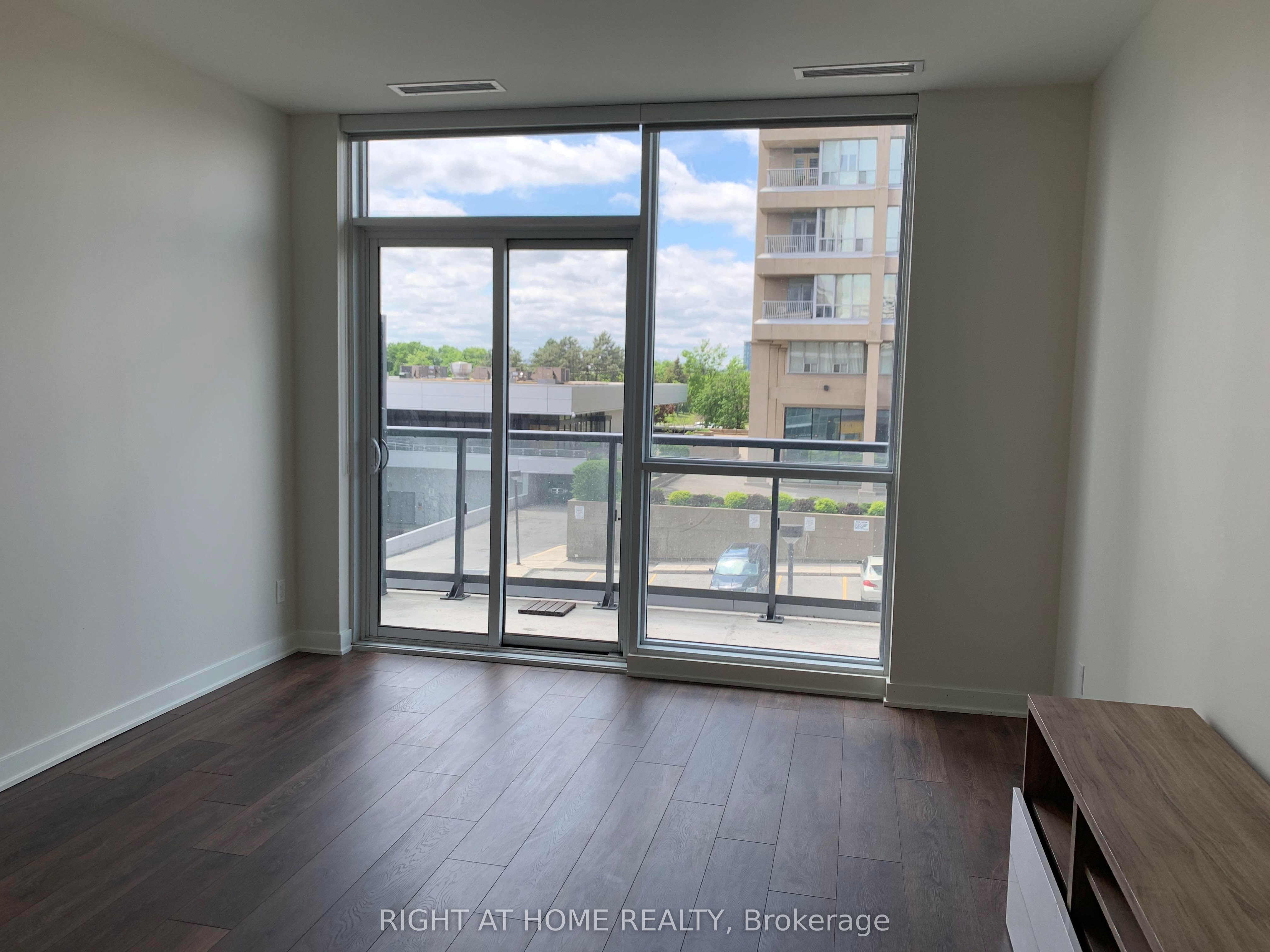 2 Sonic Way 303 Property Photo 2