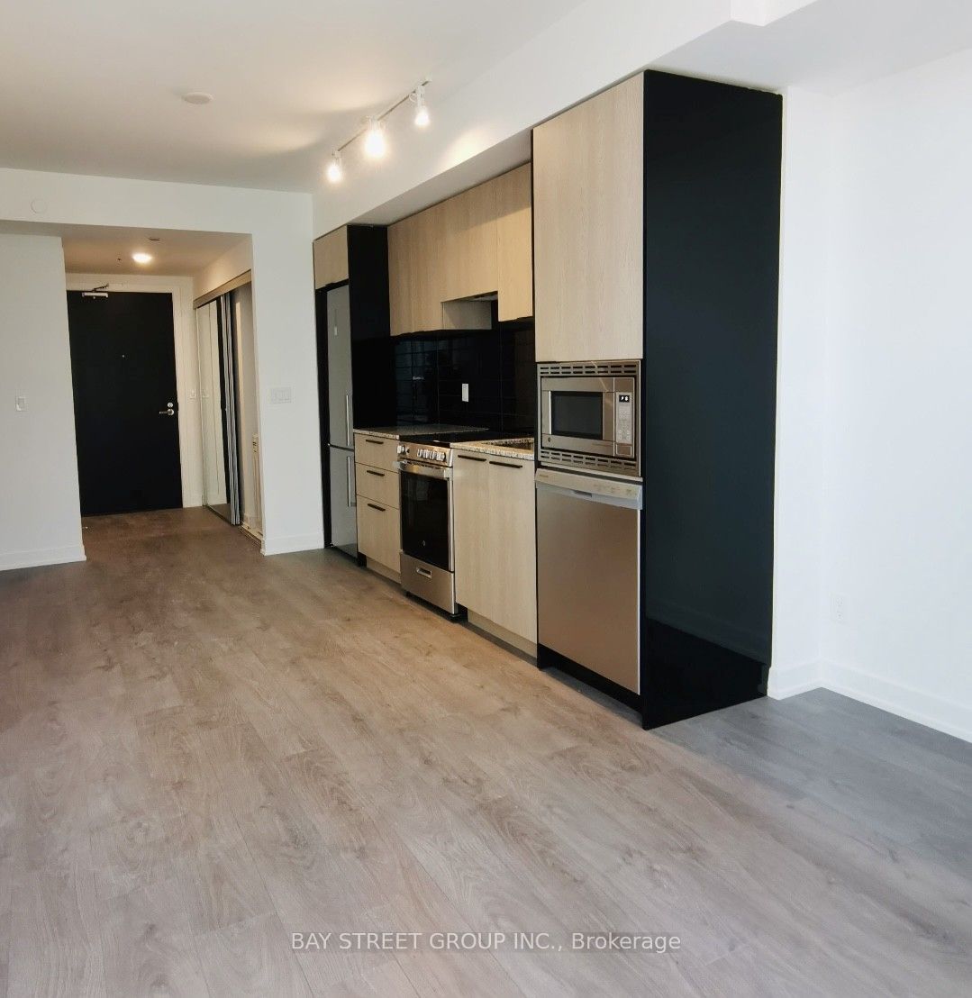 501 Yonge Street 2103 Property Photo 8