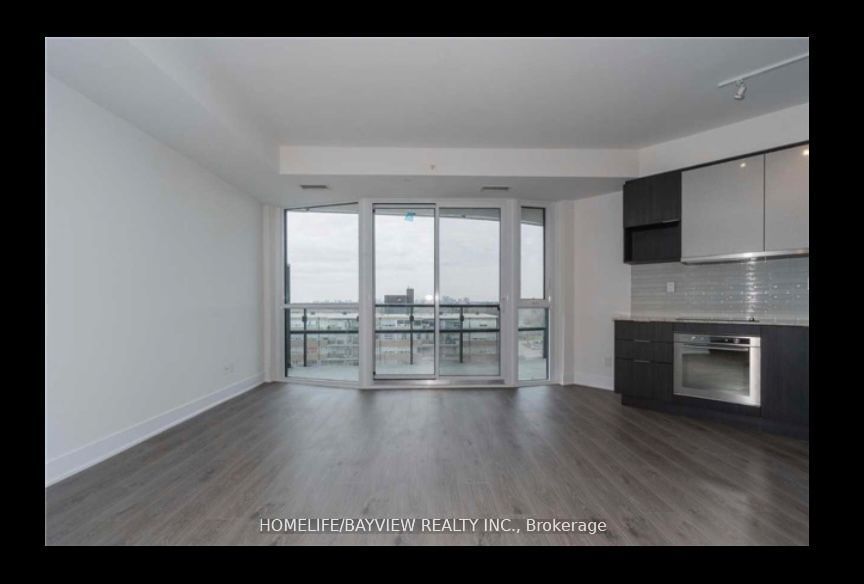 99 The Donway W 720 Property Photo 8
