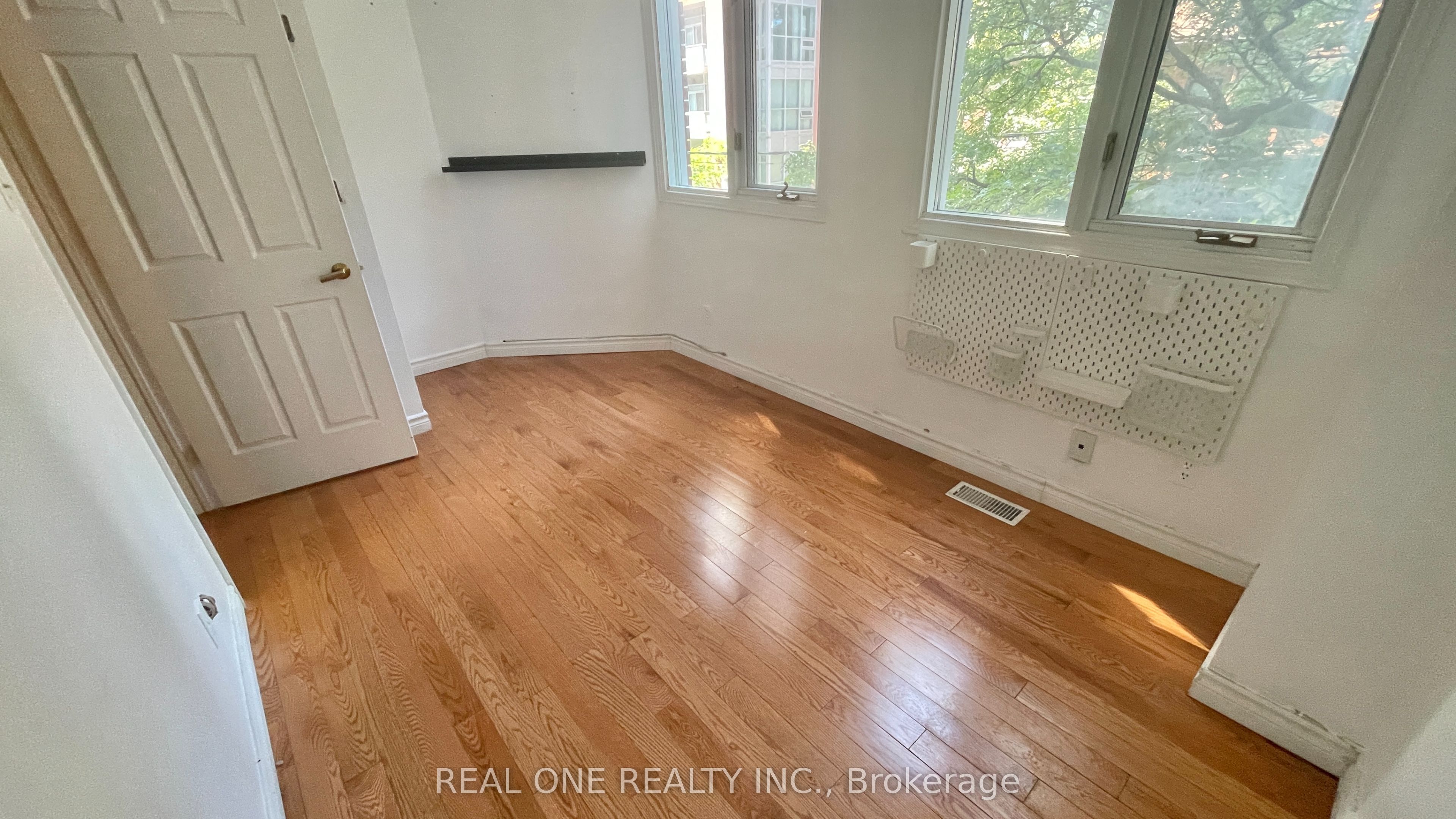 101 Mcgill Street 2 Property Photo 11