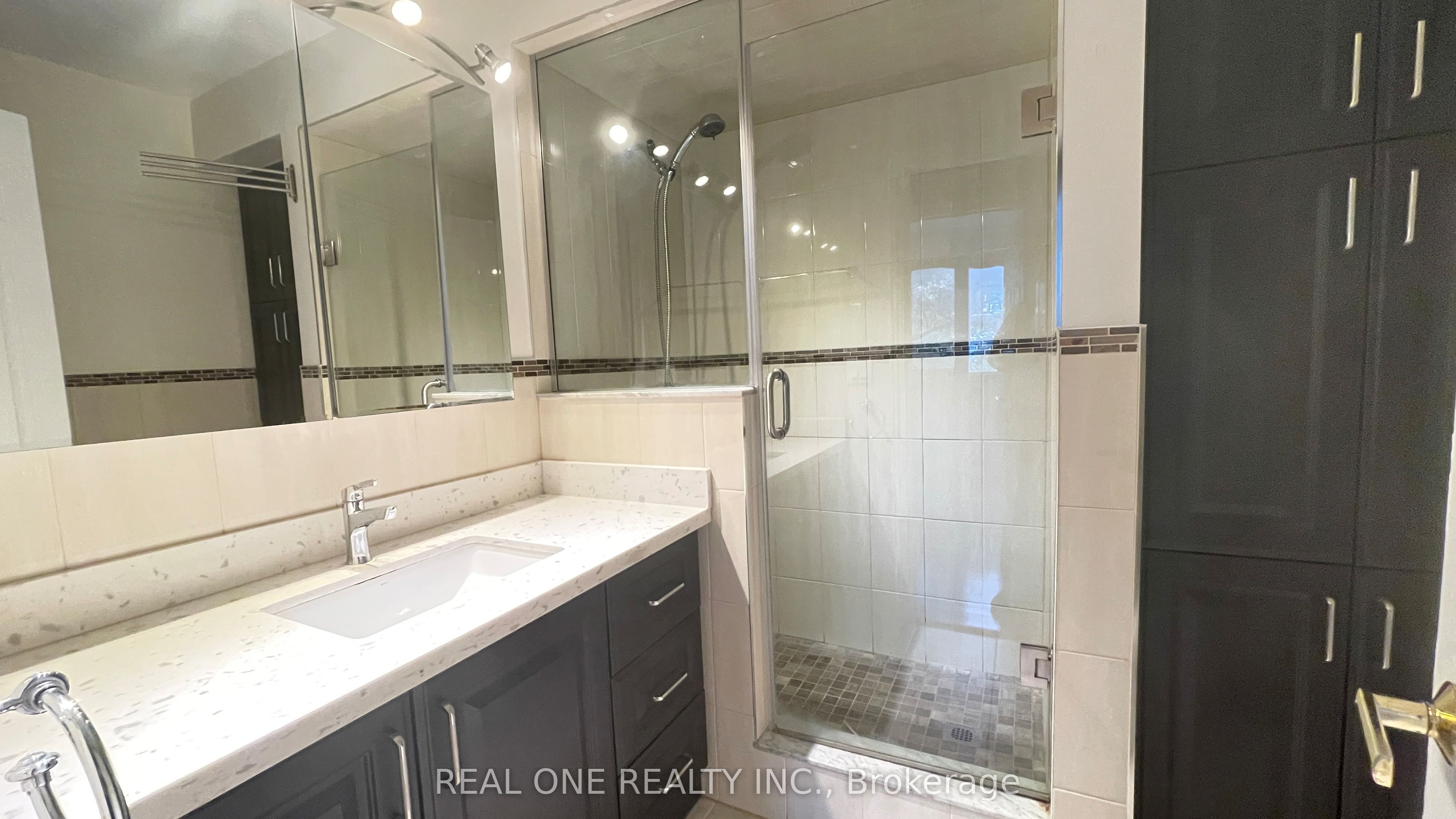 101 Mcgill Street 2 Property Photo 16