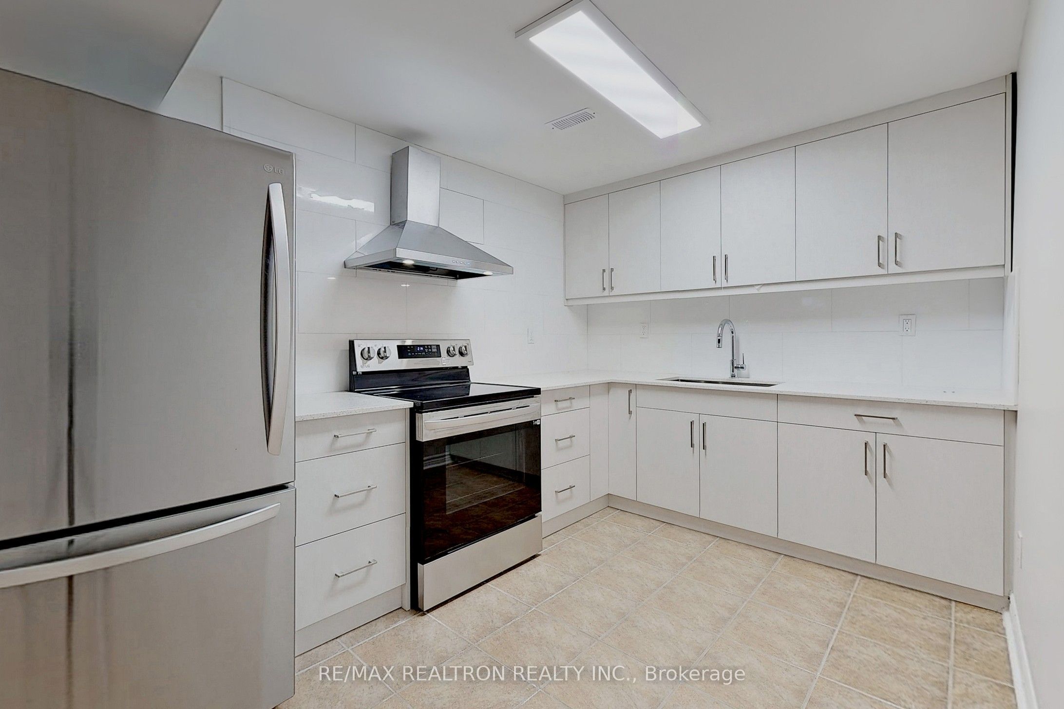 126 Brahms Avenue Basem Property Photo 6