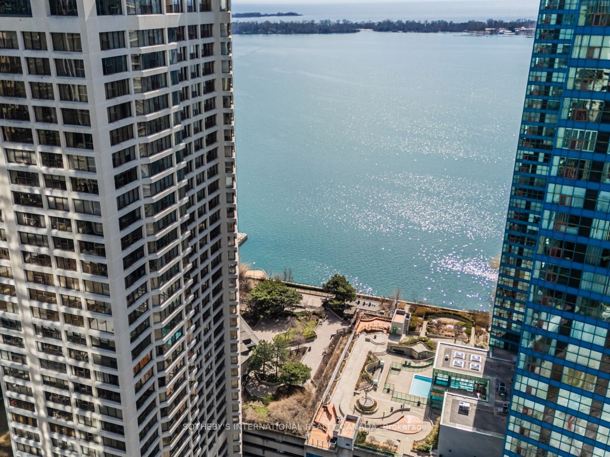 65 Harbour Square 2204 Property Photo 29