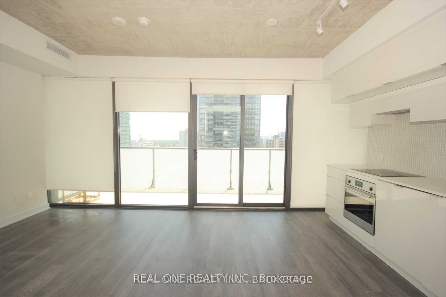 185 Roehampton Avenue 1411 Property Photo 6
