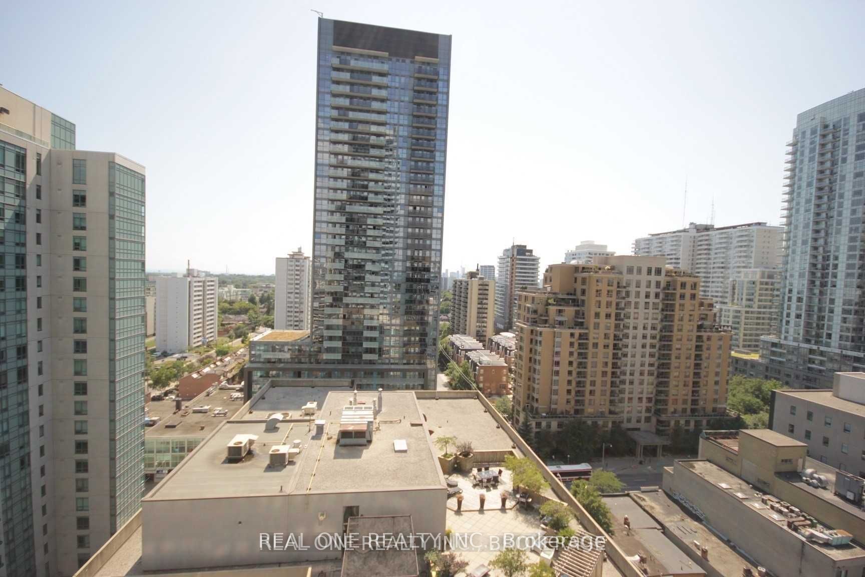 185 Roehampton Avenue 1411 Property Photo 12