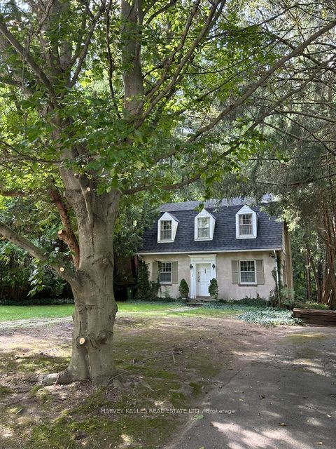 38 Donwoods Drive