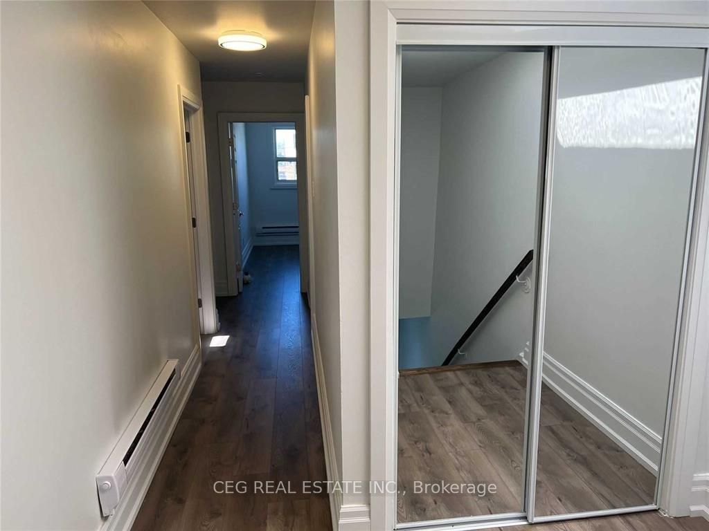 3901 Bathurst Street Property Photo 9
