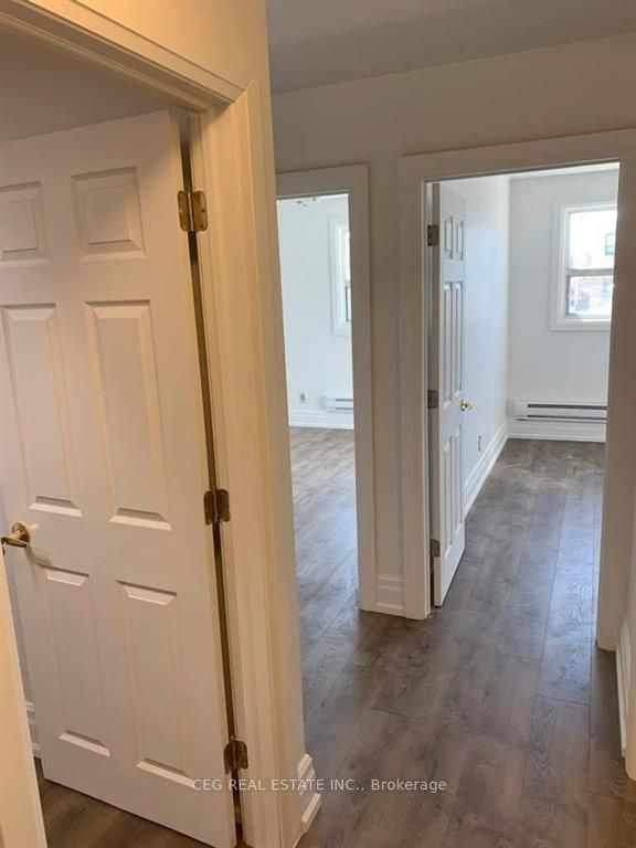3901 Bathurst Street Property Photo 18