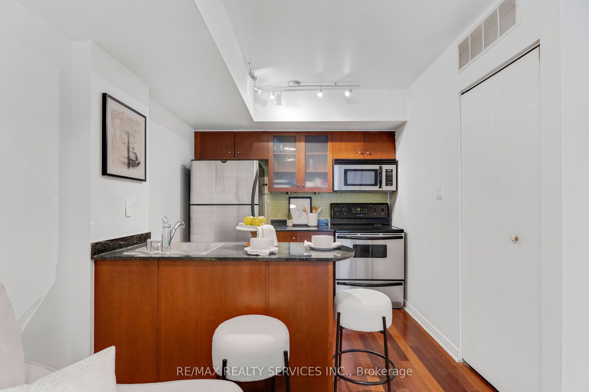 38 Western Battery Road 632 Property Photo 6