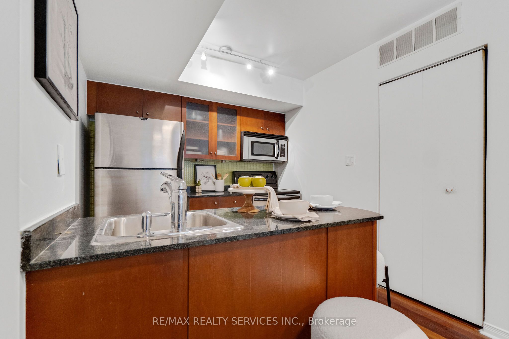 38 Western Battery Road 632 Property Photo 7