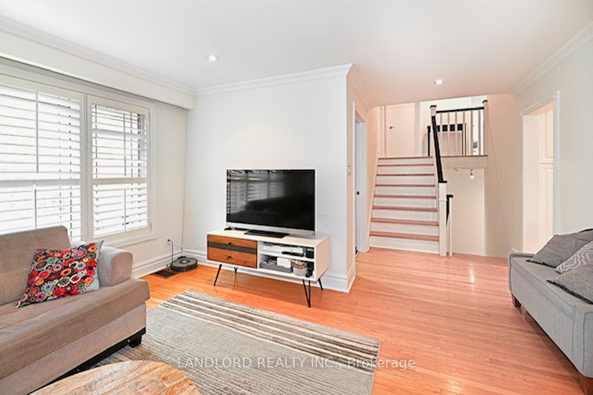 88 Carmichael Avenue Property Photo 8