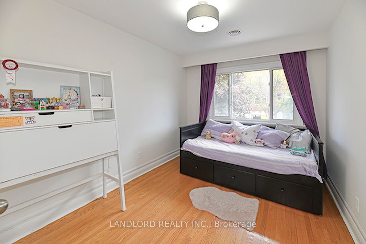 88 Carmichael Avenue Property Photo 12
