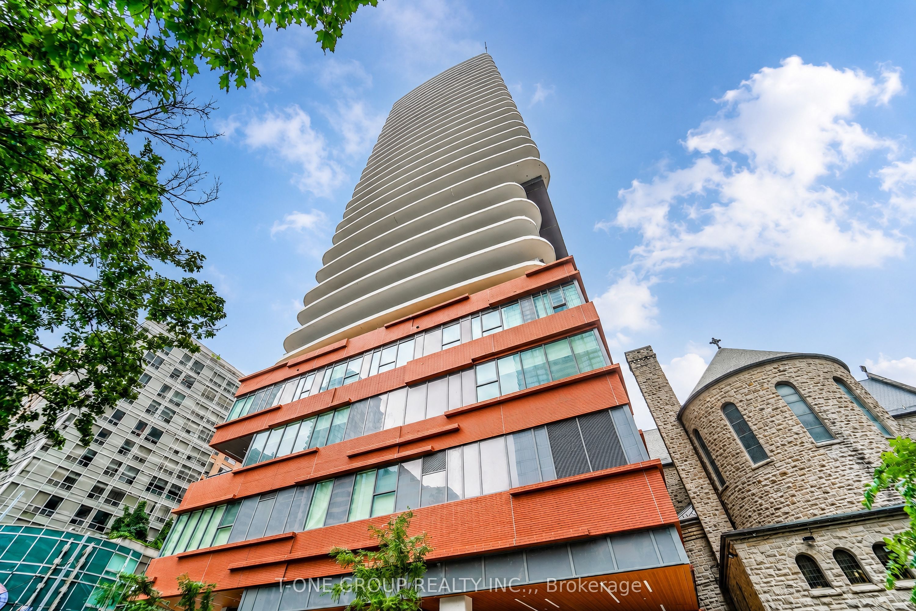 280 Dundas Street W 1803