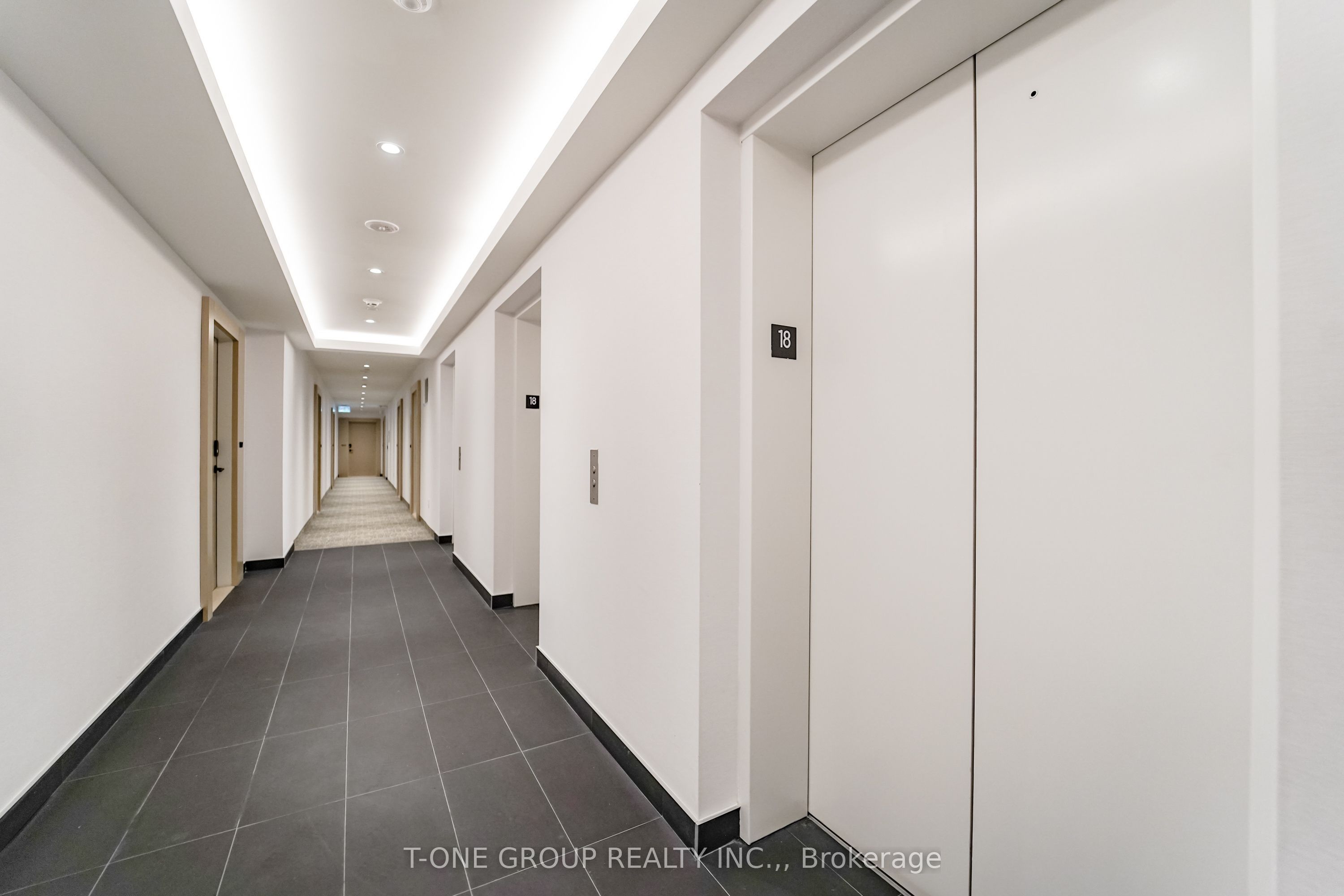 280 Dundas Street W 1803 Property Photo 6