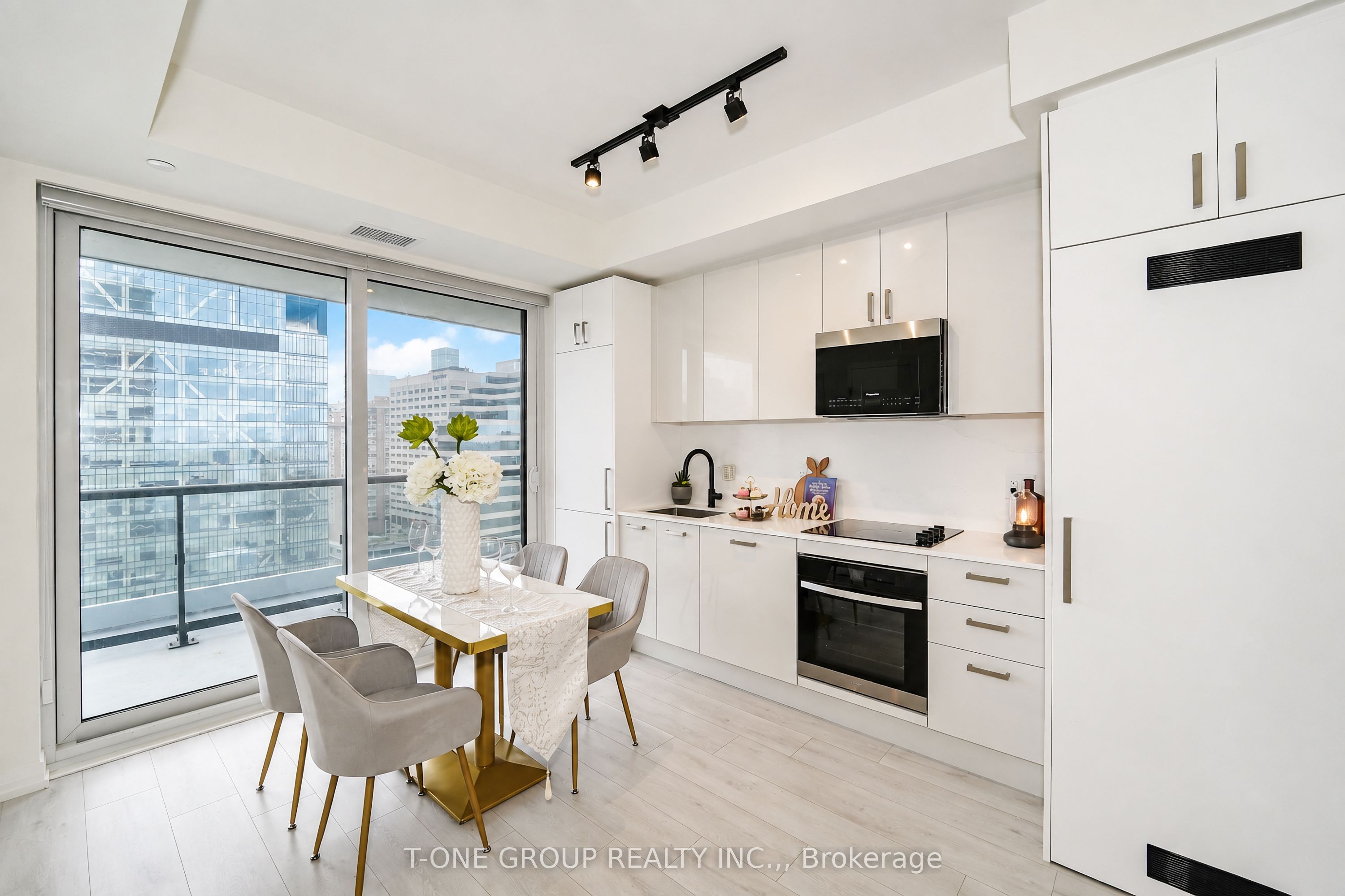280 Dundas Street W 1803 Property Photo 12