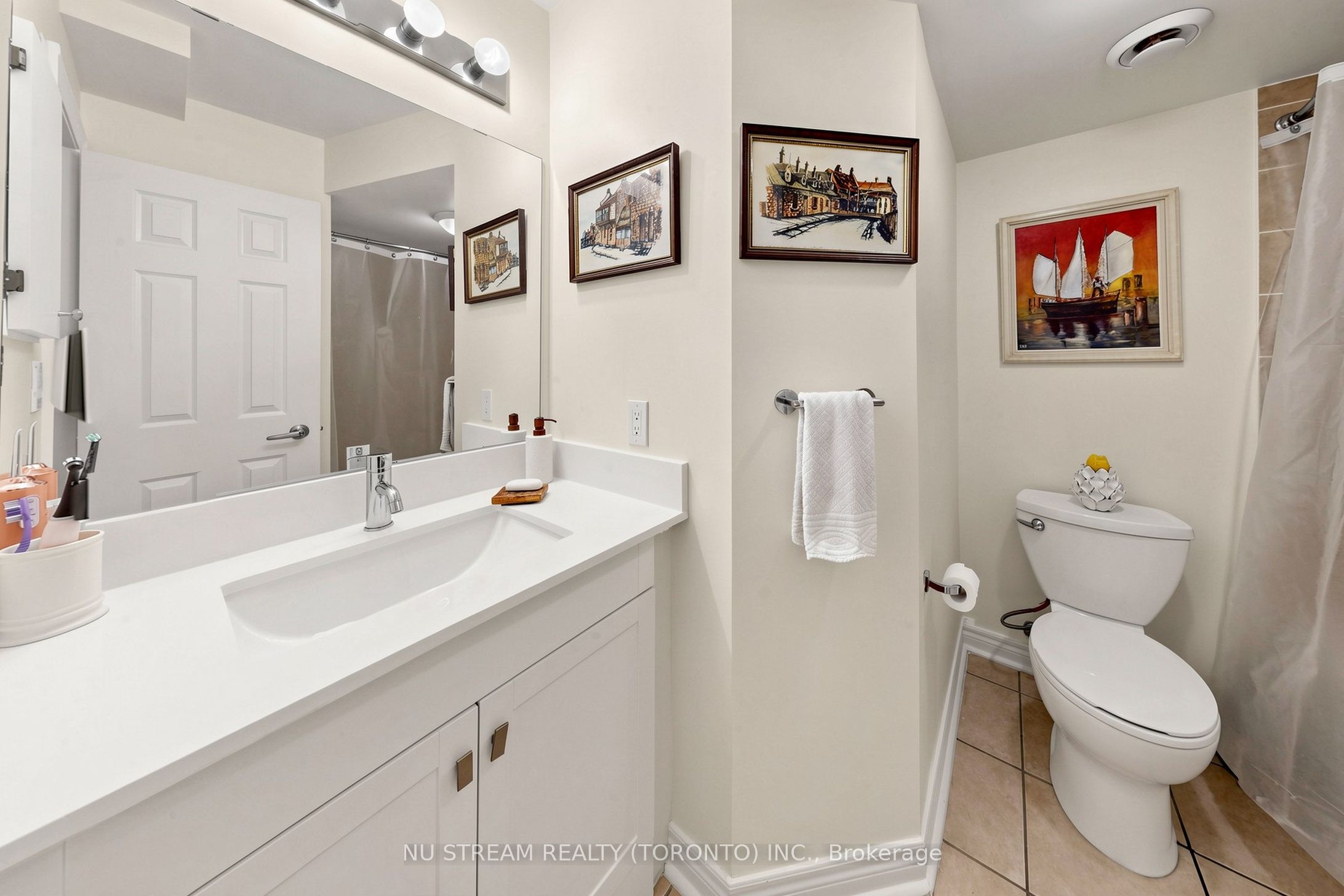 10 Brian Peck Crescent 201 Property Photo 14
