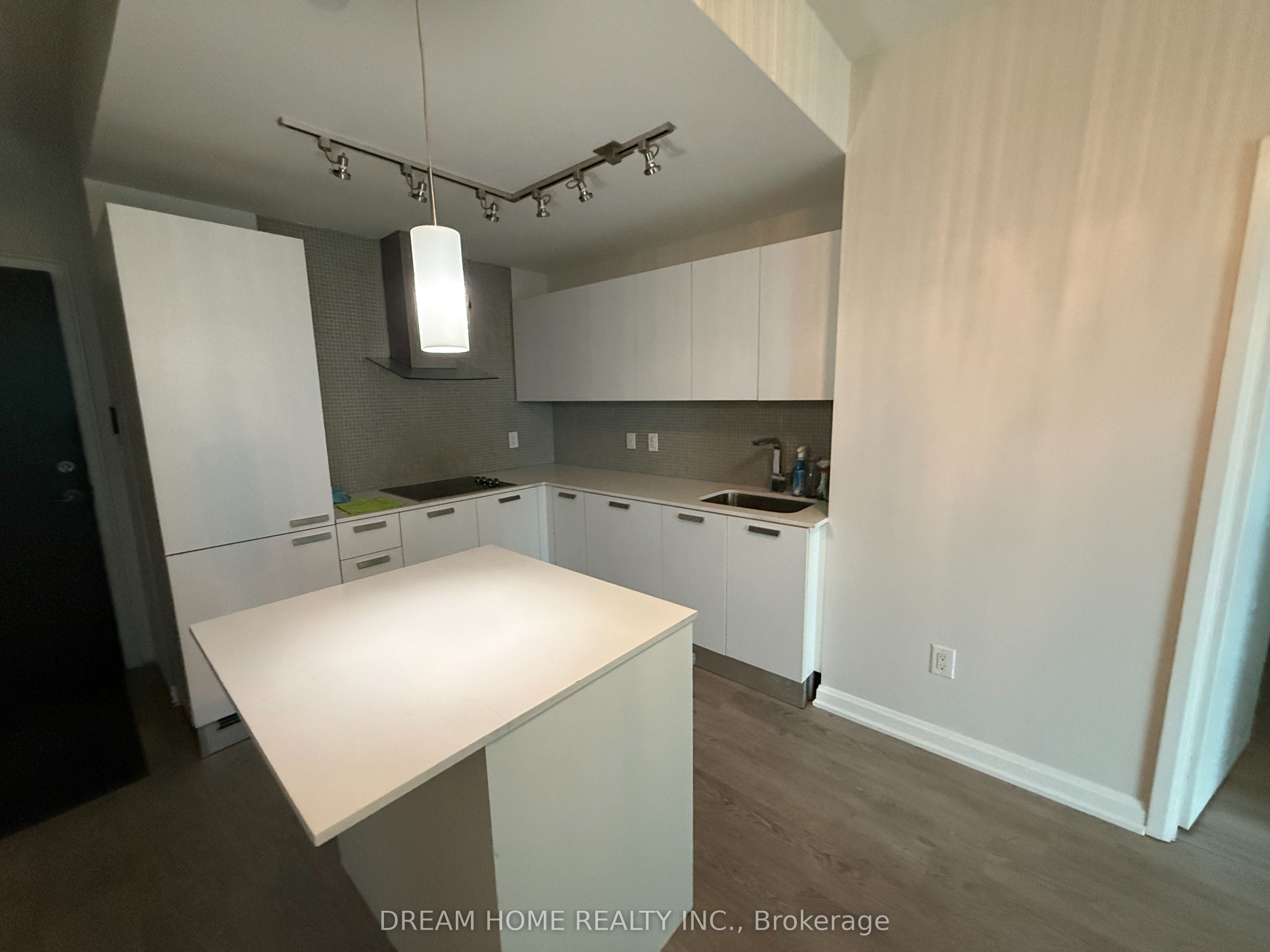 9 Bogert Avenue 2506 Property Photo 3