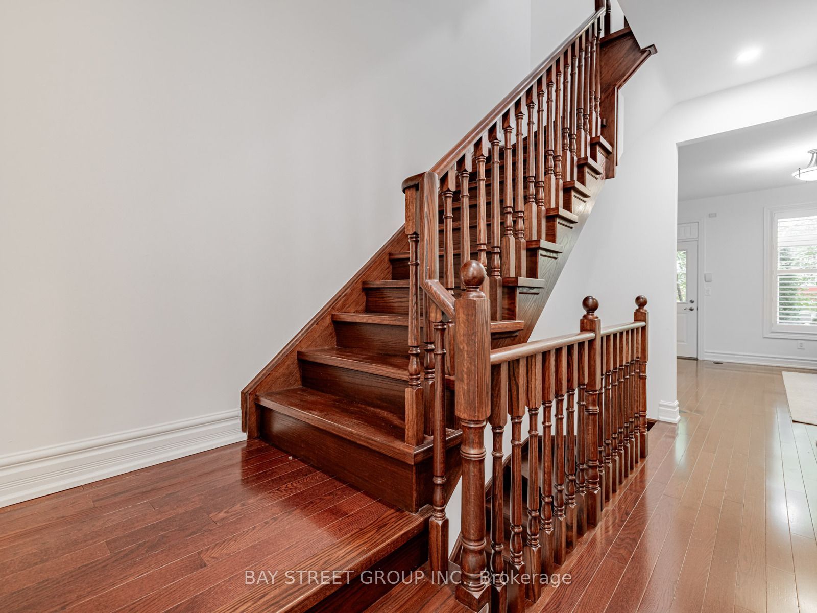 35 William Poole Way Property Photo 12