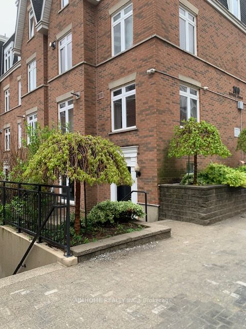 100 Redpath Avenue 1 Property Photo 5