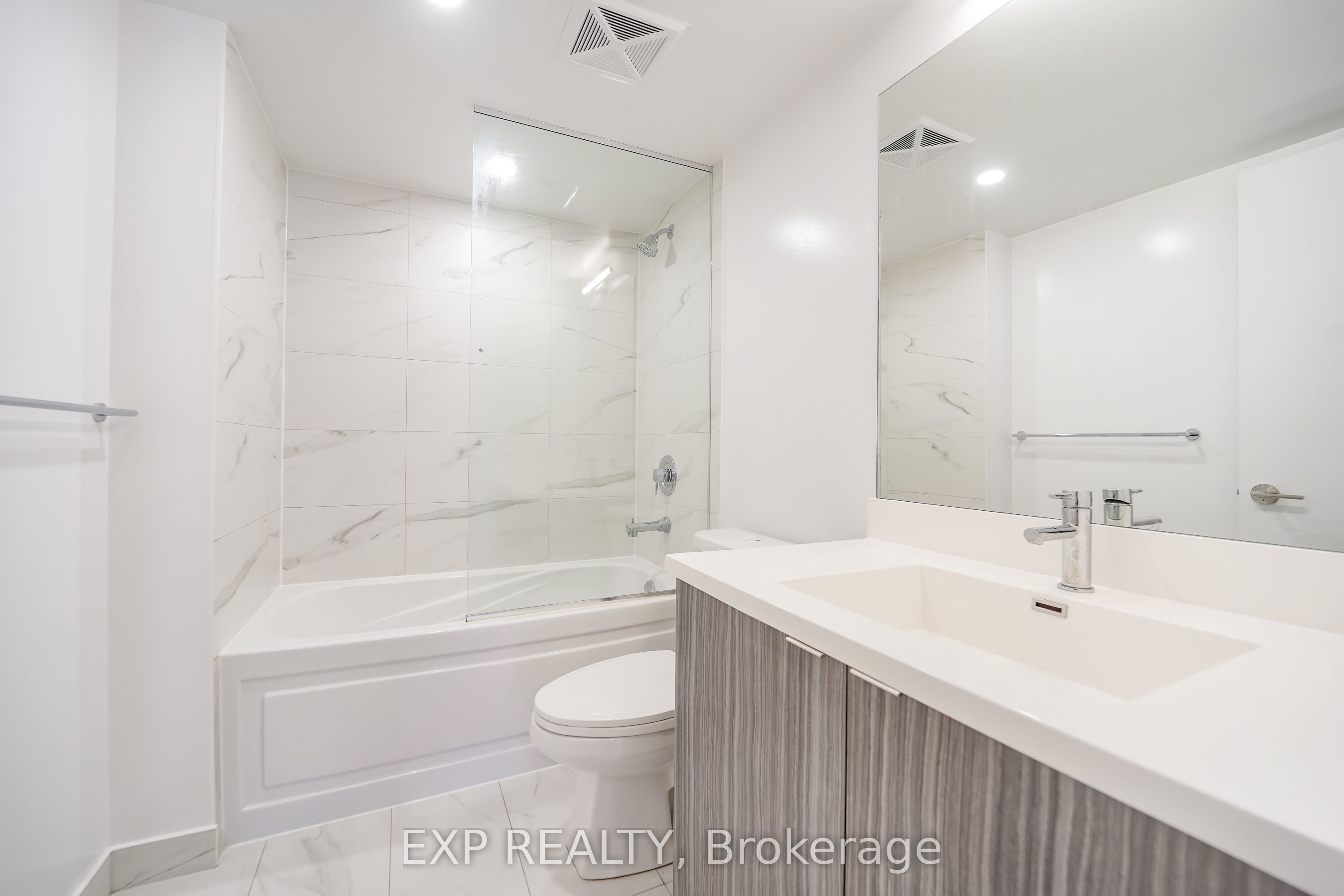 219 Dundas Street E 610 Property Photo 13