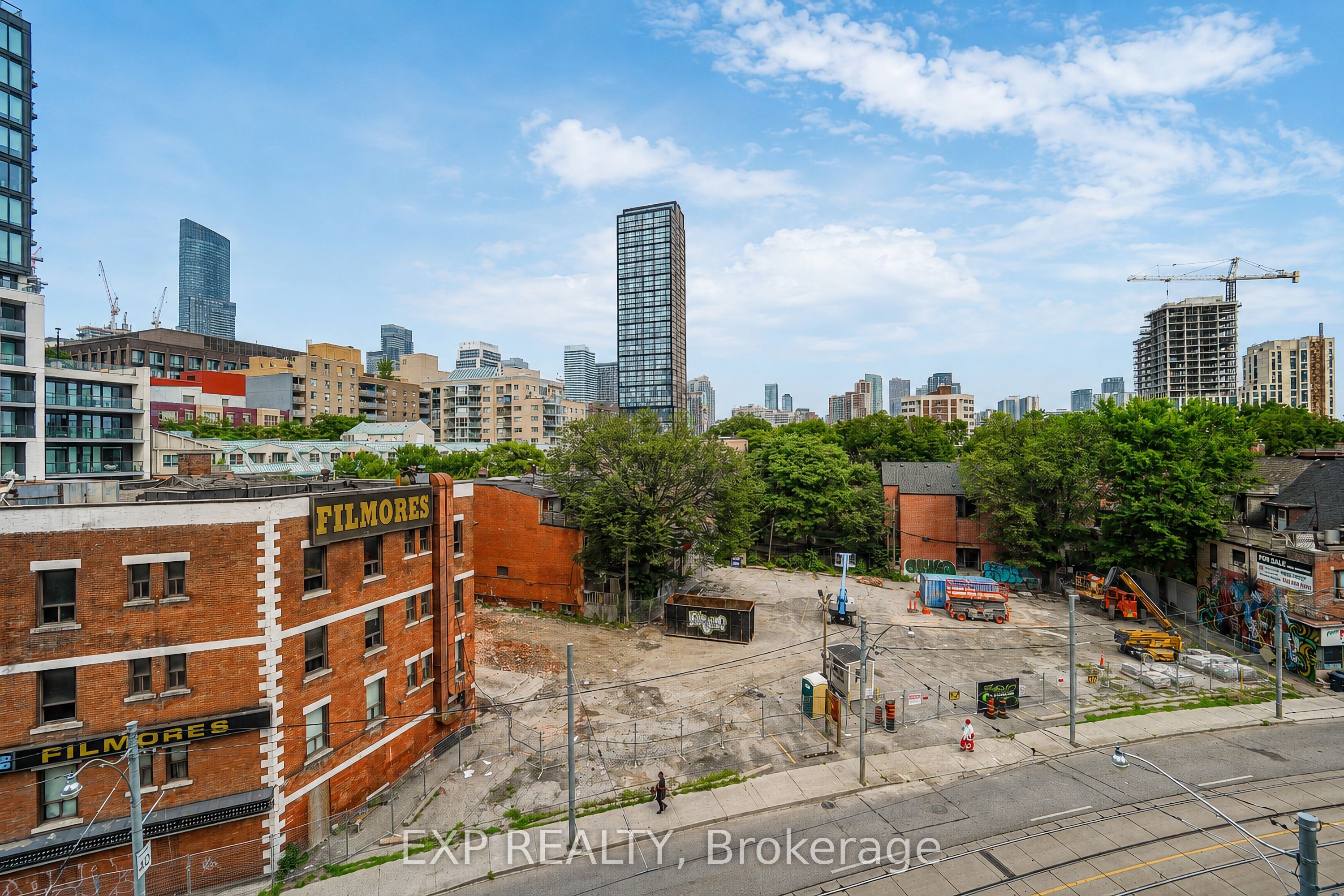 219 Dundas Street E 610 Property Photo 21