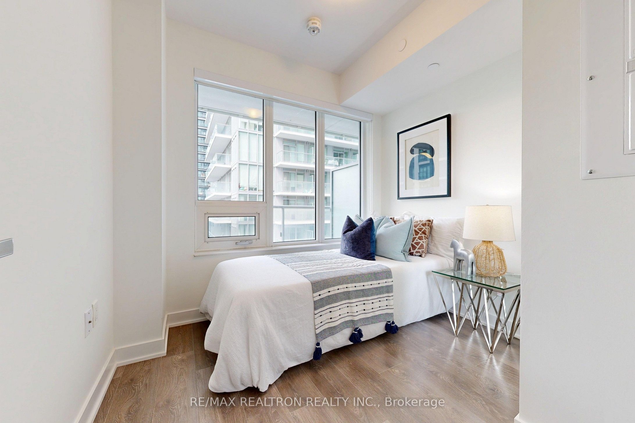 195 Redpath Avenue 1612 Property Photo 21