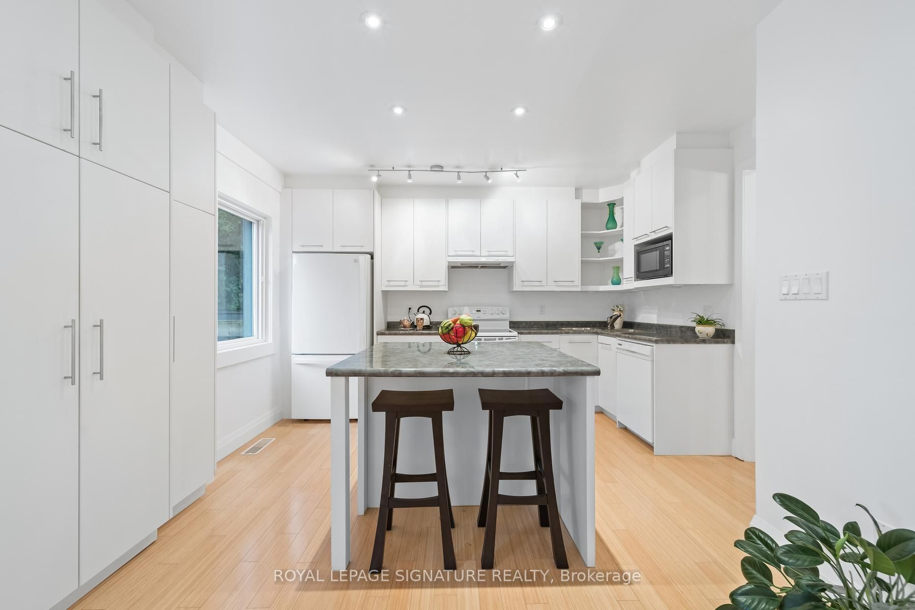 153 Banff Road Property Photo 7