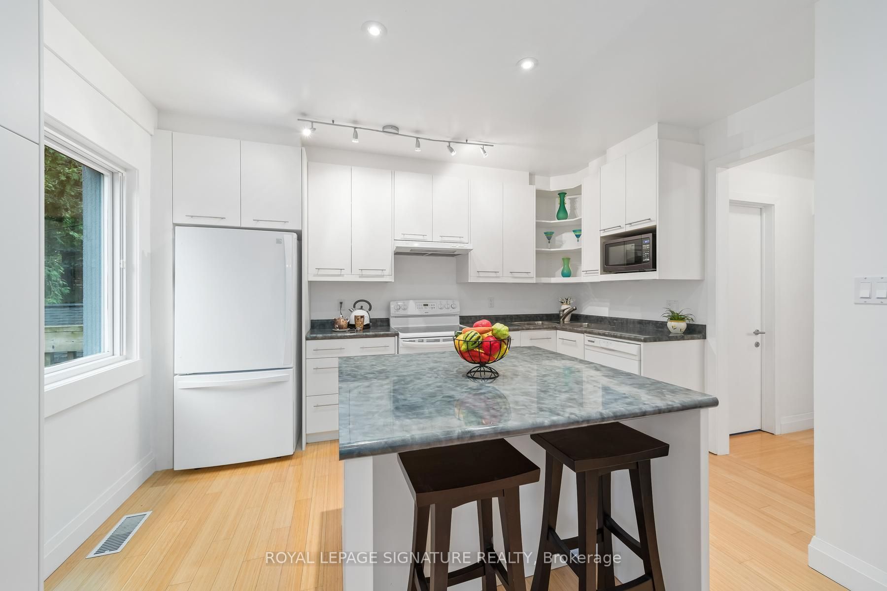 153 Banff Road Property Photo 8