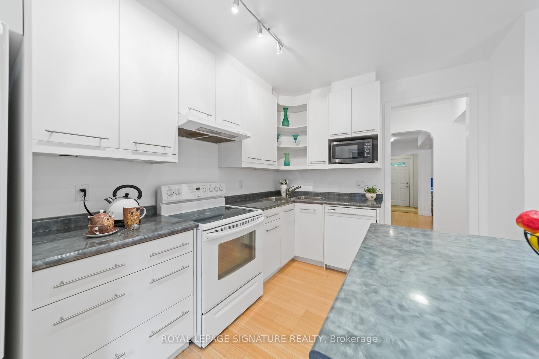 153 Banff Road Property Photo 9