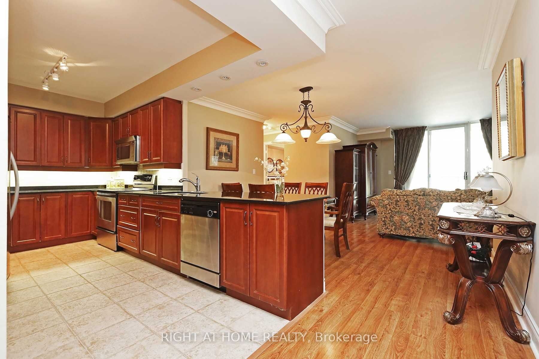 38 William Carson Crescent 615 Property Photo 3